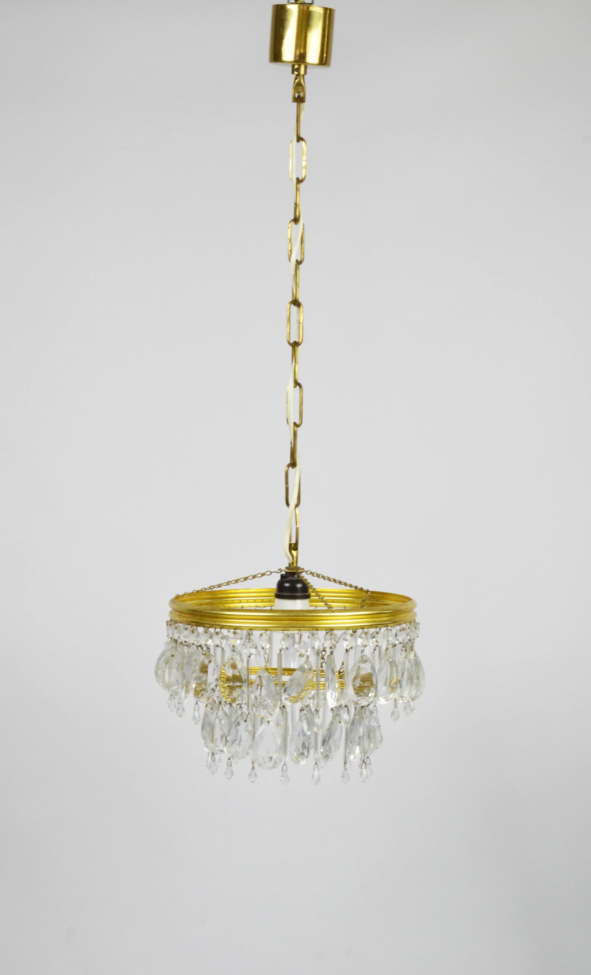 Żyrandol, złoty, metal, szkło, Polska, lata 70. - 86947