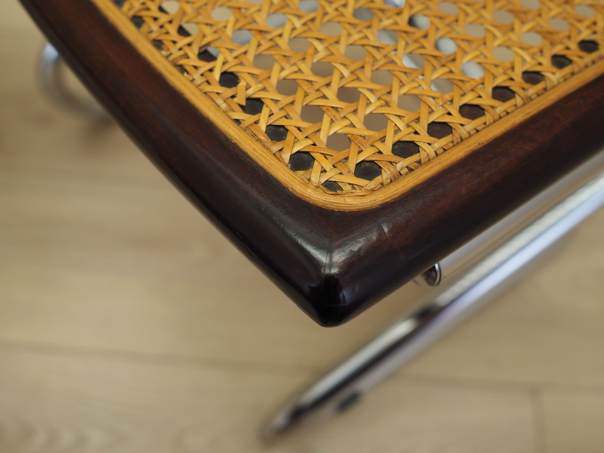 Pair of chairs Bauhaus, brown rattan, dark brown beech, chrome steel, Italy, 1960s. - 83322
