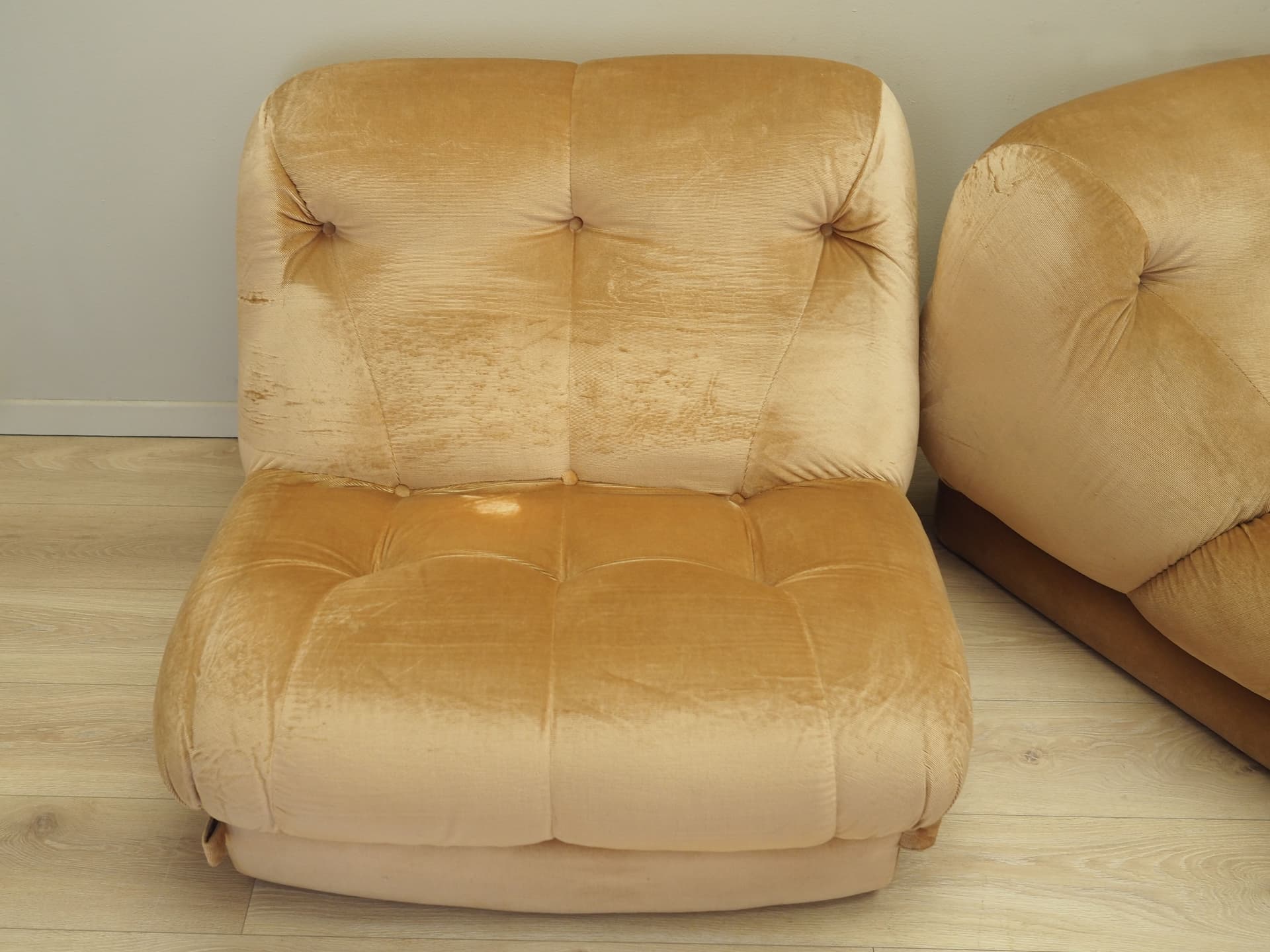 Sofa modułowa, velvet złoty, proj. R. Maturi, Mimo Padova, Włochy, lata 70. - 83344