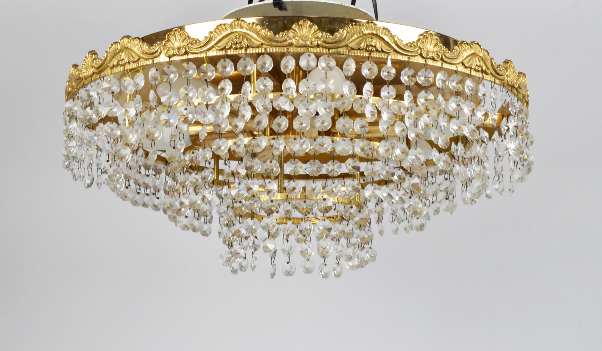 Żyrandol, złoty, mosiądz, szkło, Polska, lata 70. - 86834