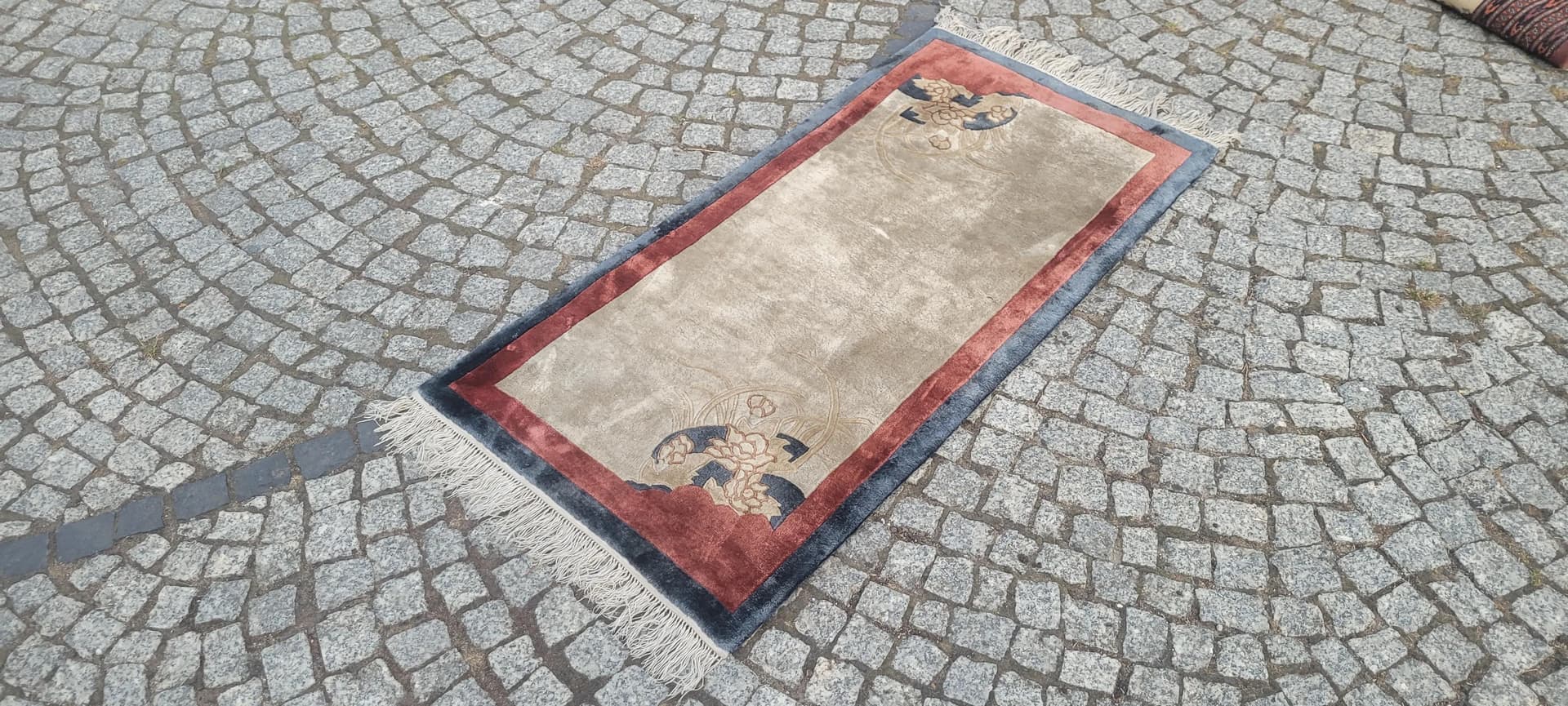 Dywan Art déco 62x140 cm, beżowy, jedwab, Chiny, początek XX w. - 89082