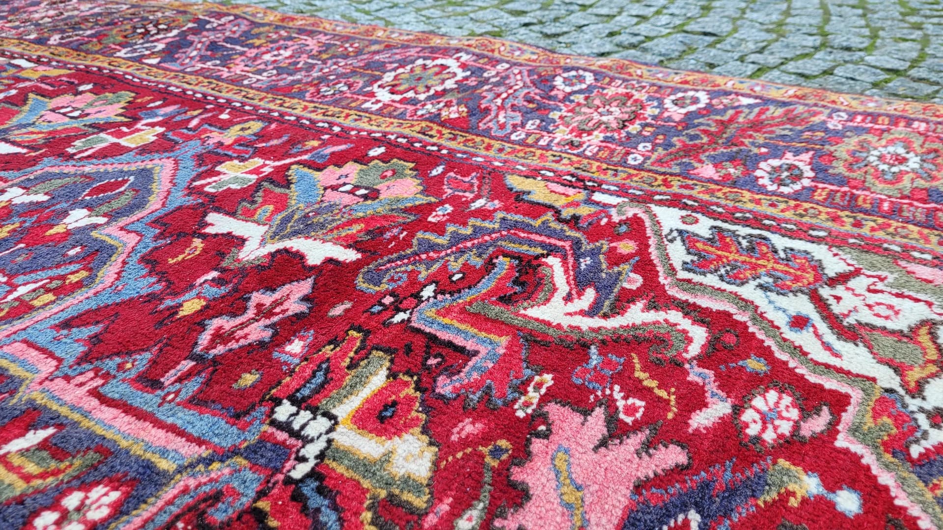 Rug Heriz 273x350 cm, red wool, Iran, 19th c. - 89012