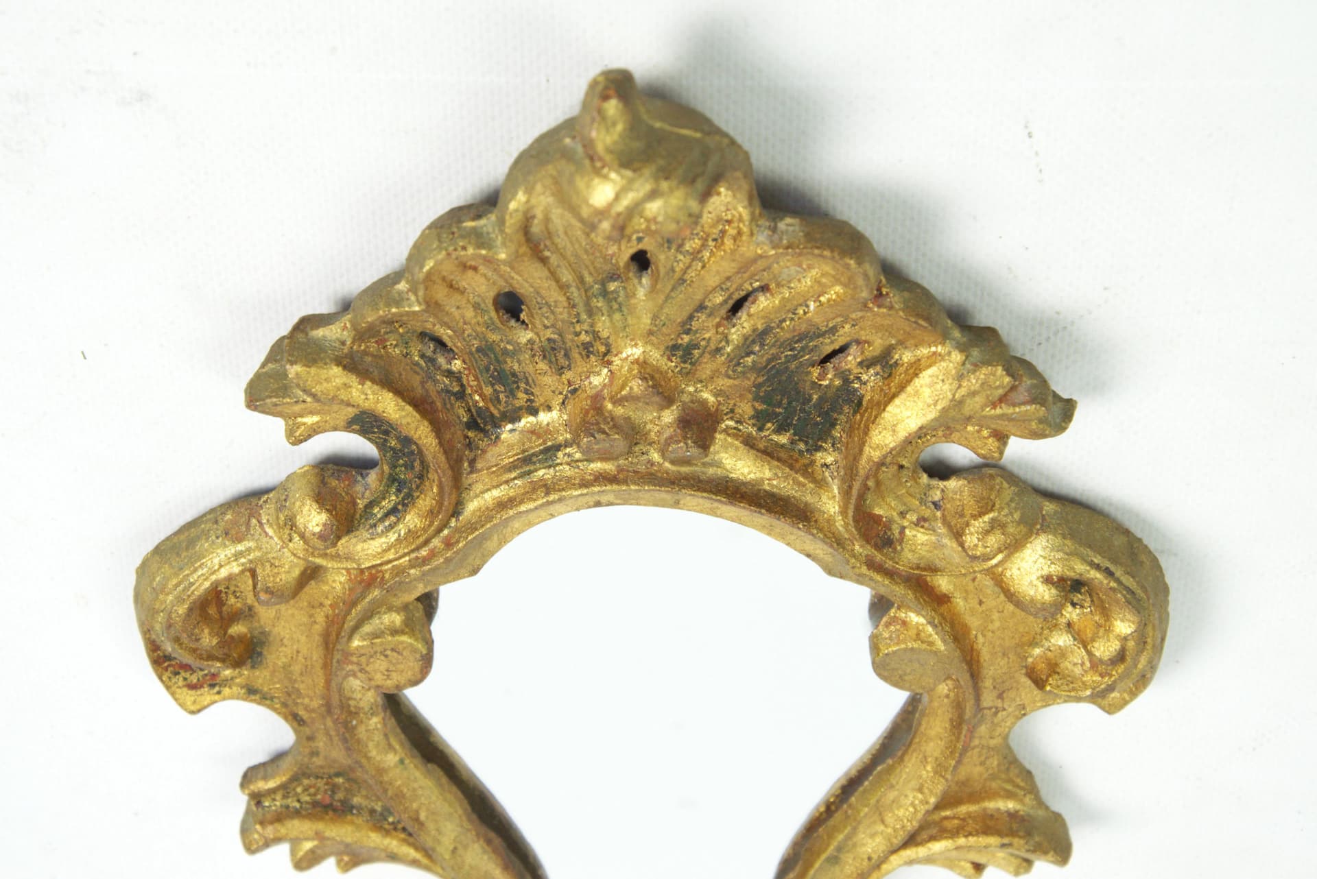 Lustro ścienne, rama złota, drewno, Polska, lata 60. - 86722