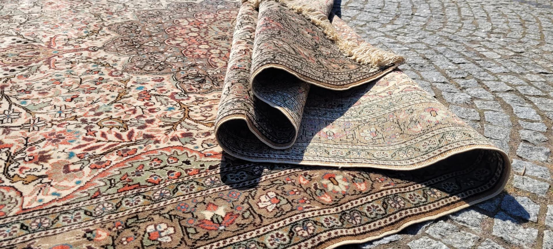 Rug Kayseri, 200x320 cm, beige, wool, Turkey, 1960s. - 89001