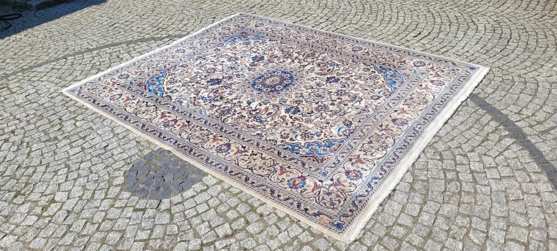 Dywan Nain 200x250 cm, beżowy, wełna z jedwabiem, Iran - 88954