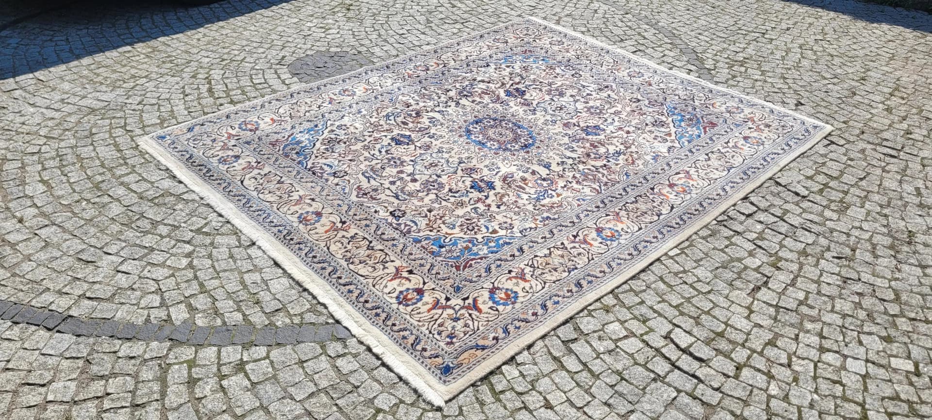 Dywan Nain 200x250 cm, beżowy, wełna z jedwabiem, Iran - 88956