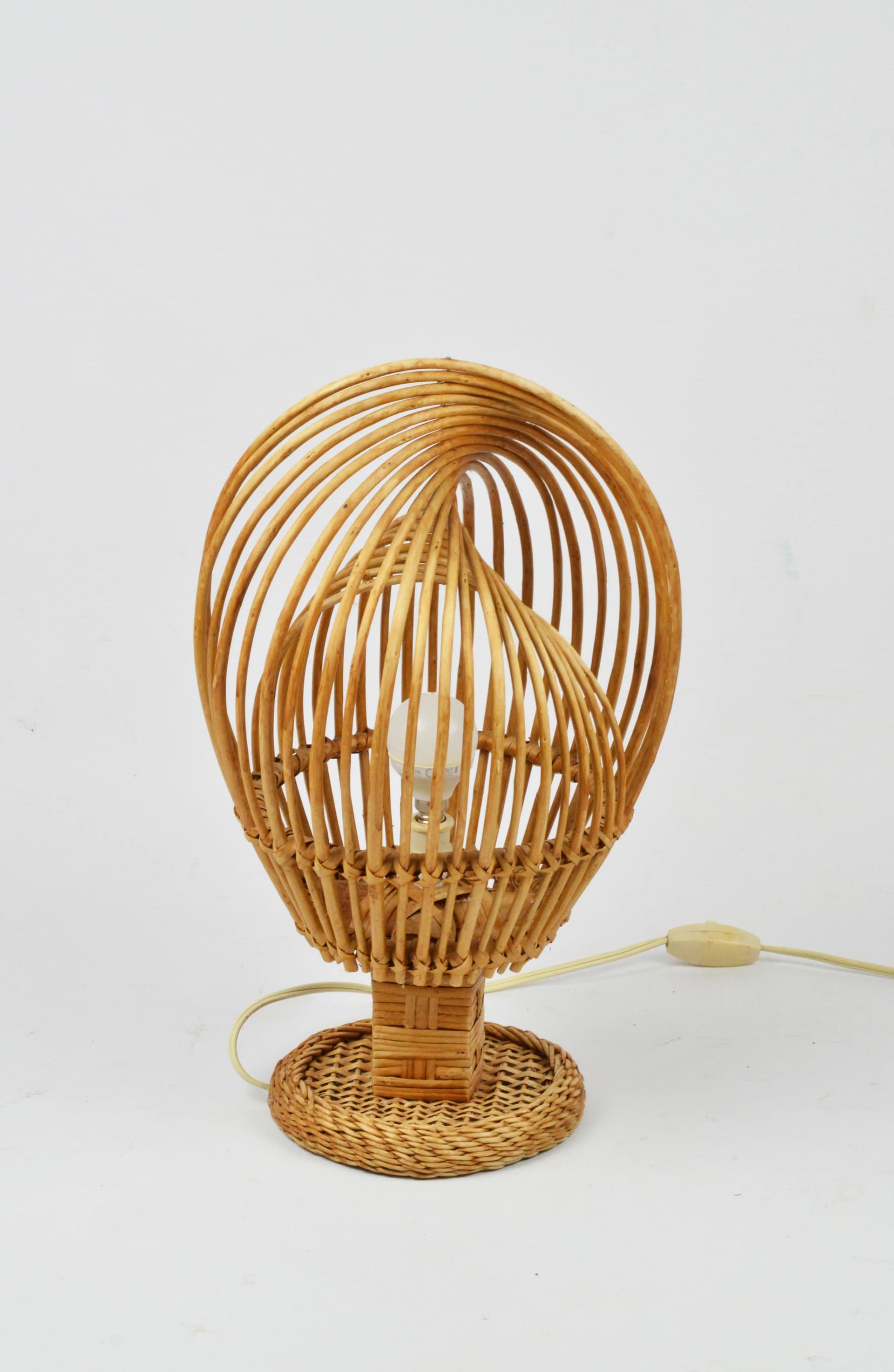 Lampka stołowa, brązowy, wiklina, Polska, lata 70. - 86613