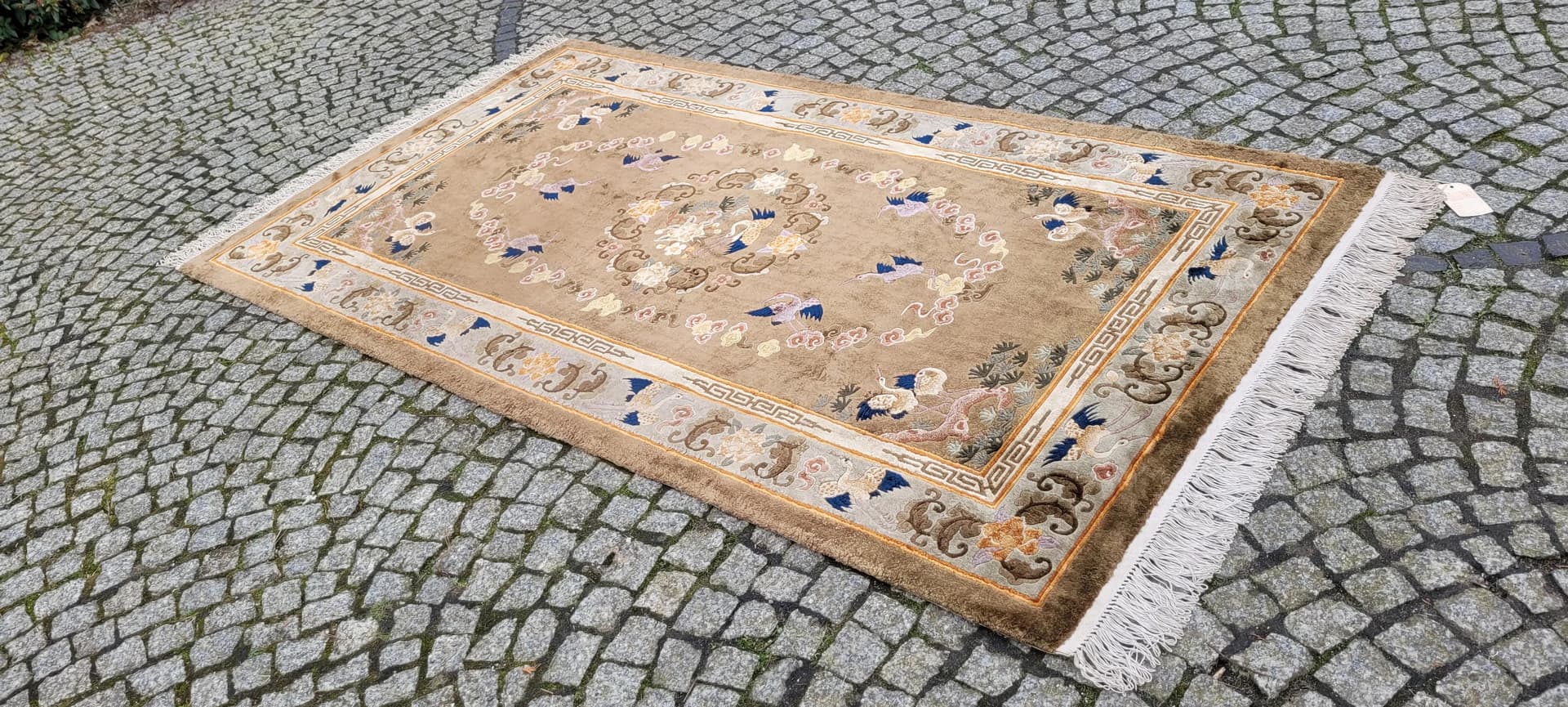 Dywan orientalny 125x235 cm, jedwab multikolor, Chiny, początek XX w. - 88868