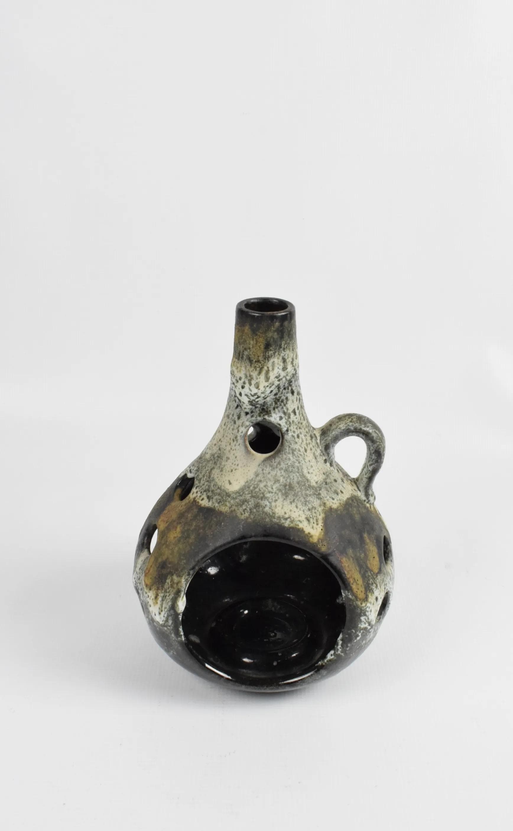 Świecznik Fat Lava, szary, ceramika, Niemcy, lata 70. - 86377