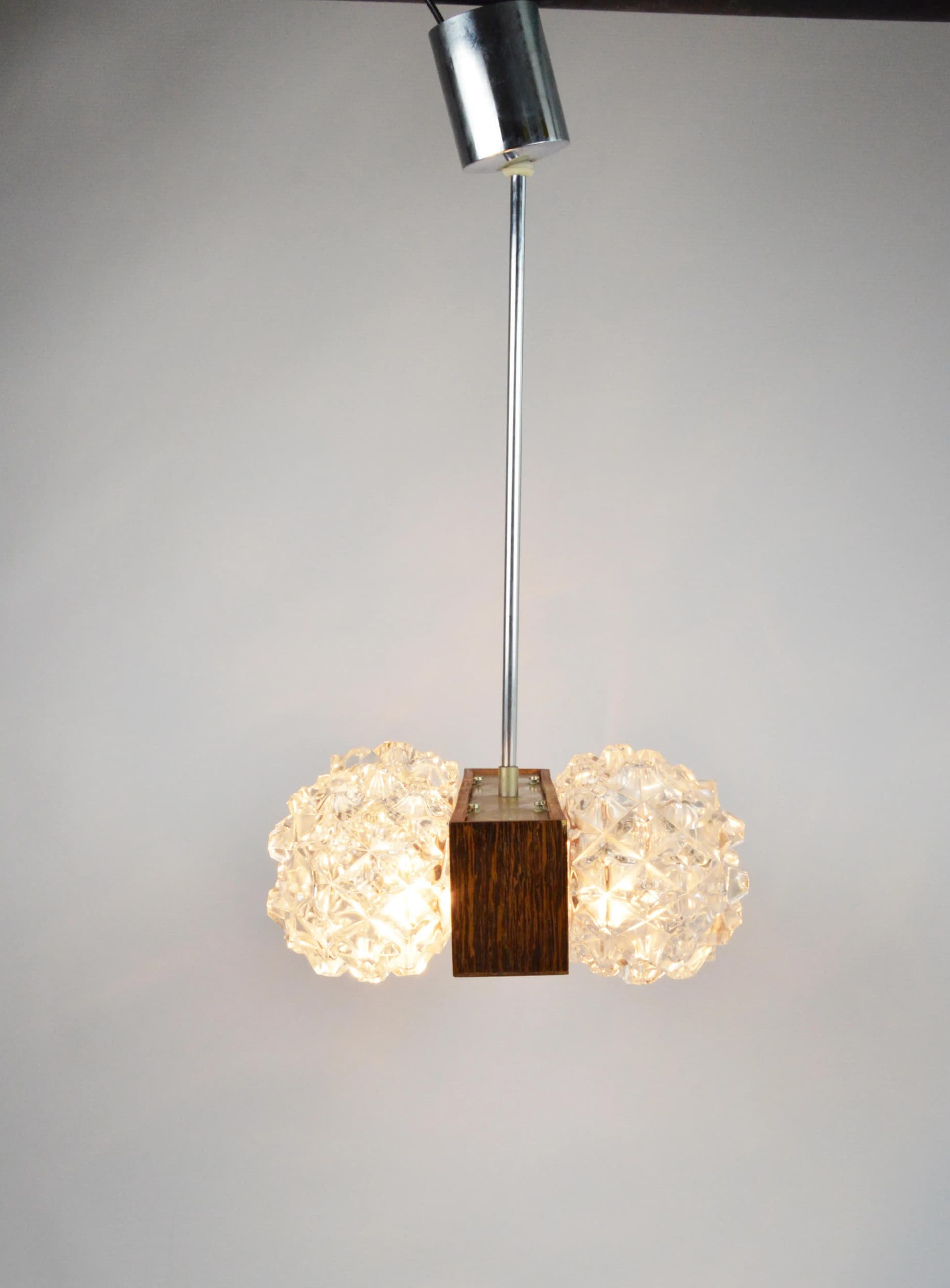 Lampa wisząca, drewno brązowe, szkło przezroczyste, Niemcy, lata 80. - 86165