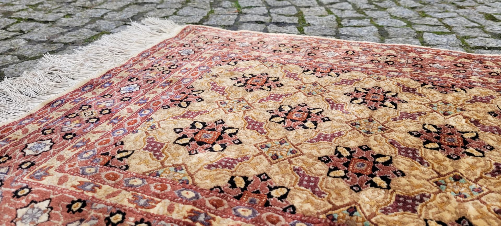 Dywan Ghom, 65x150 cm, złoty, jedwab, Iran - 88621