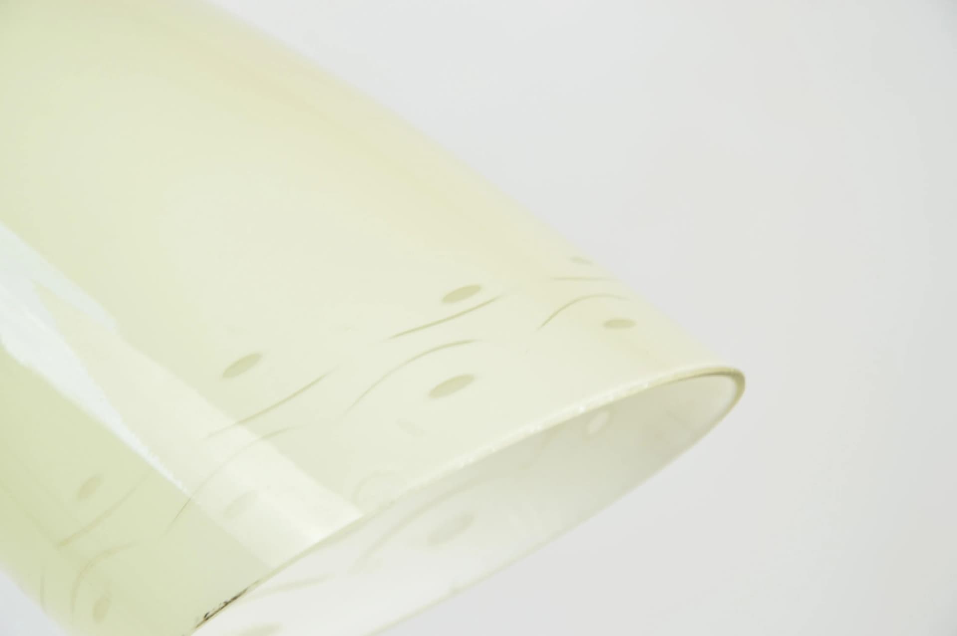 Lampa wisząca, kremowy, mosiądz, Polska, lata 50. - 85901