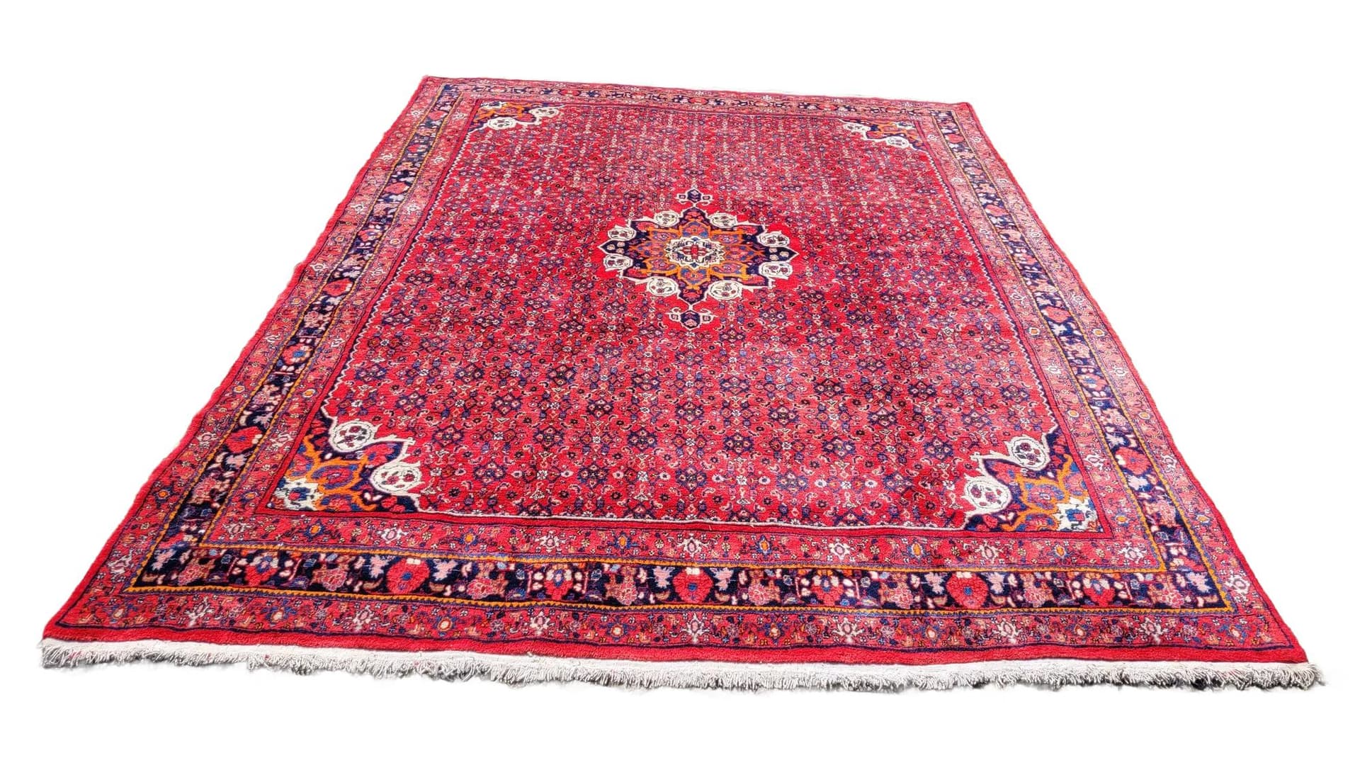 Rug Bidjar, 265x360 cm, red, wool, Iran, early 20th c.