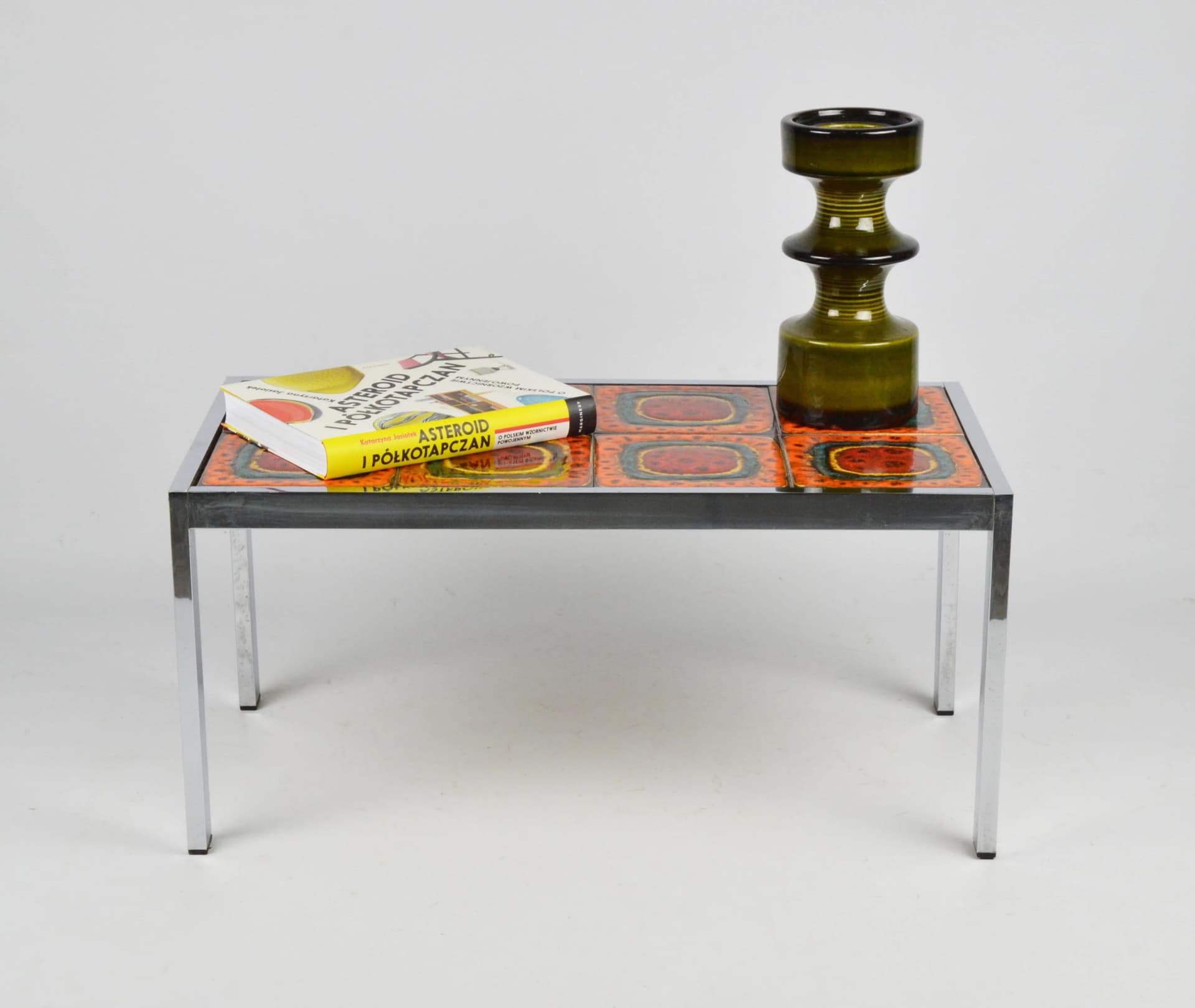 Stolik kawowy, ceramika pomarańczowa, metal chromowany, Polska, lata 70. - 85353