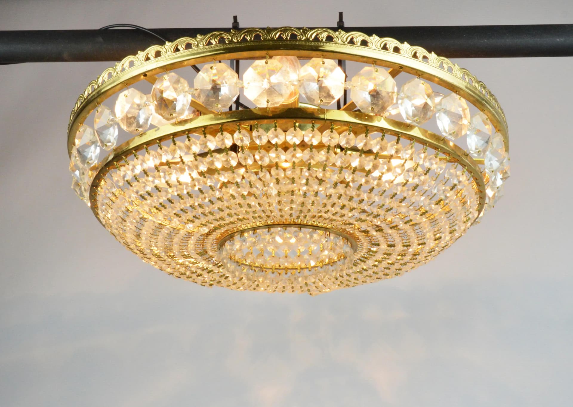 Żyrandol Preciosa Jablonec, złoty, metal, kryształ, Czechosłowacja, lata 70. - 85238