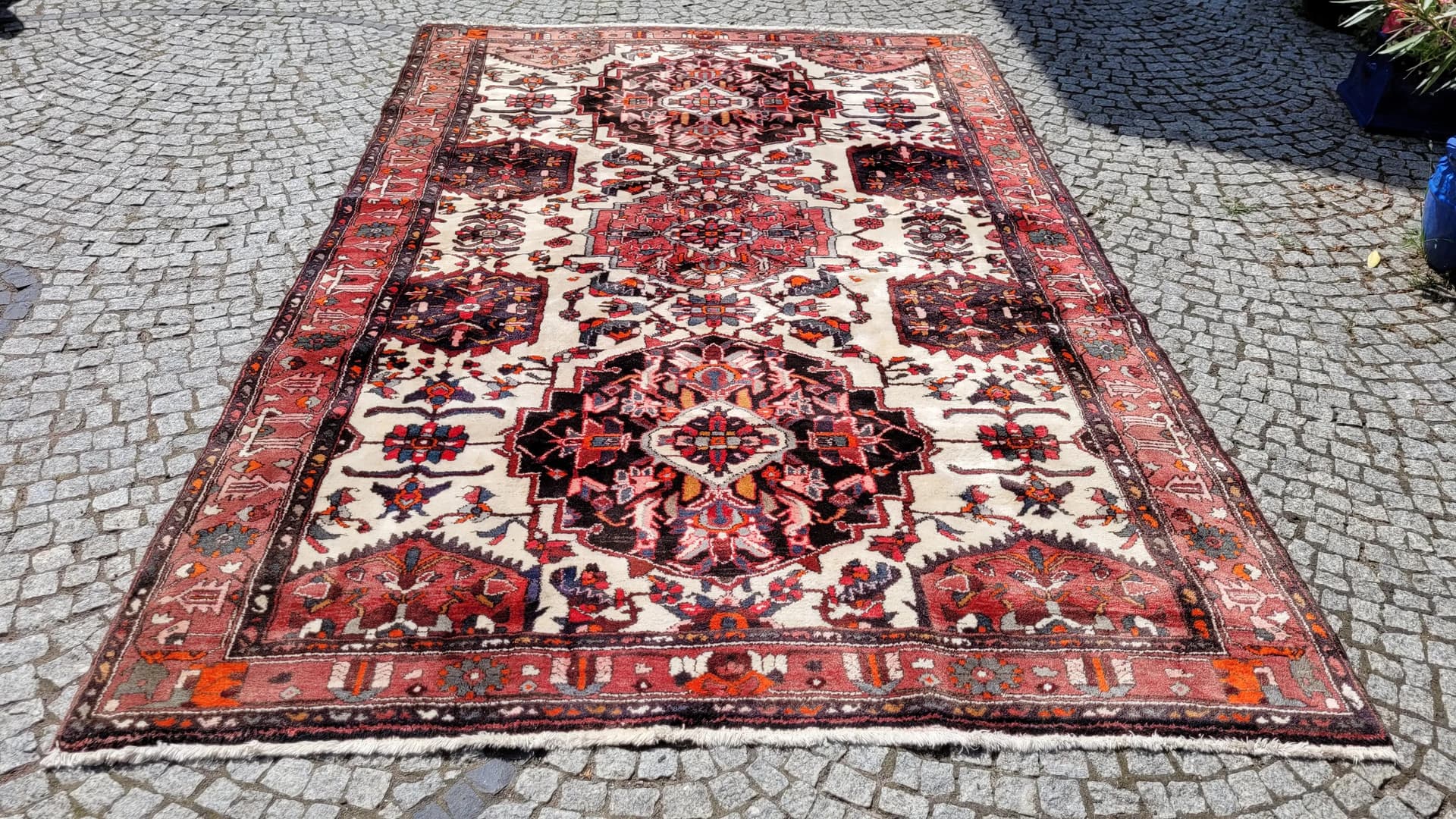 Dywan Bakhtiar 215x335 cm, multikolor, wełna, Iran, lata 60. - 88038