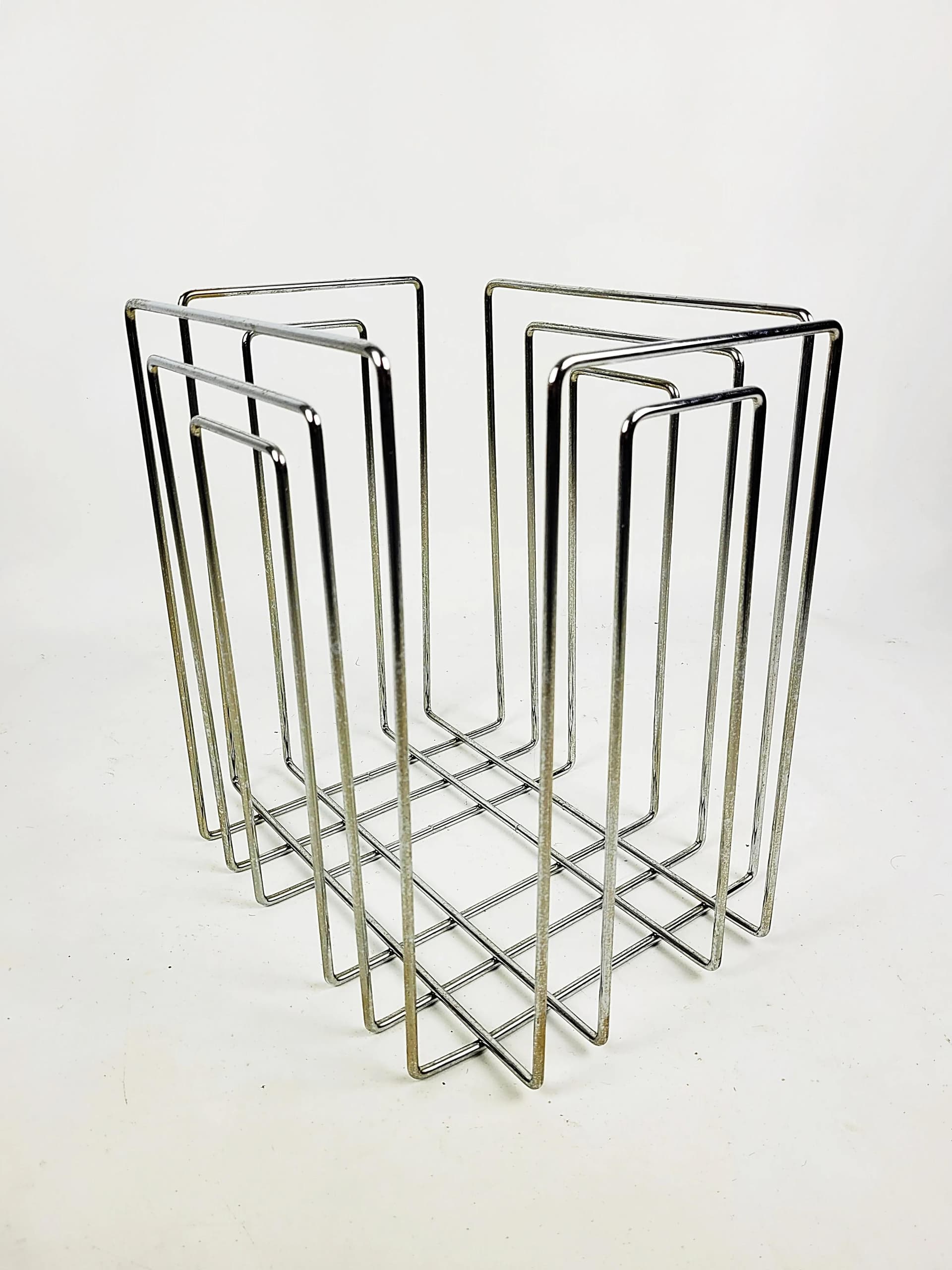 Magazine Rack TMP, silver chrome steel, by W. Glaeser, Switzerland, 1980s. - 85045