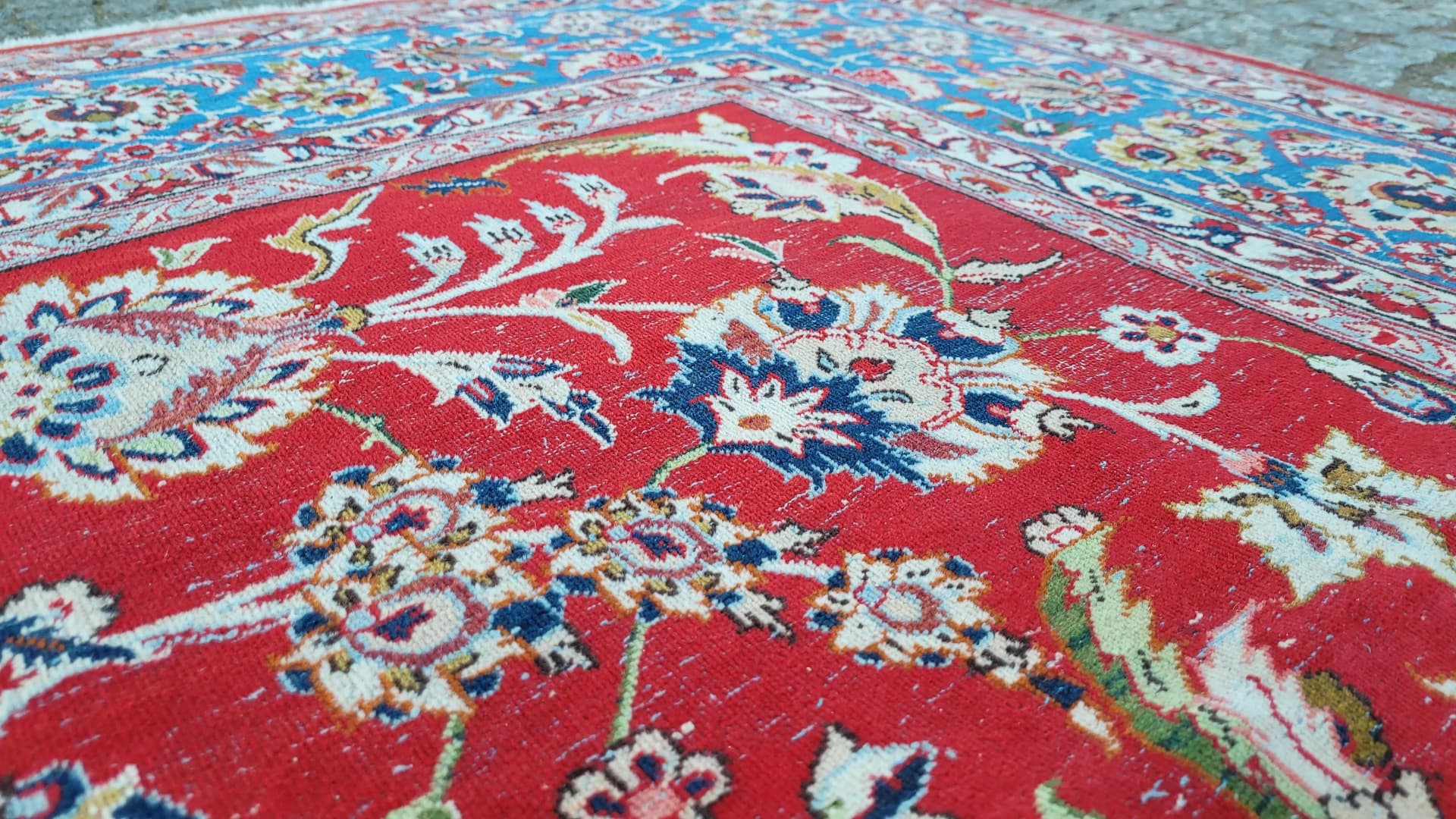 Dywan Isfahan 260x360 cm, czerwony, wełna, Iran, pocz. XX w. - 87957