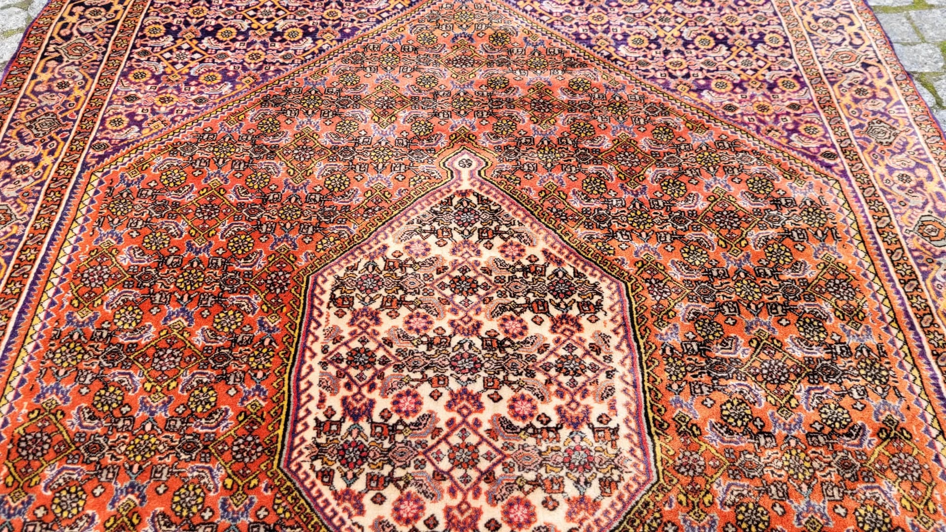 Rug Bidjar Takab 125x180 cm, maroon wool, Iran - 87849