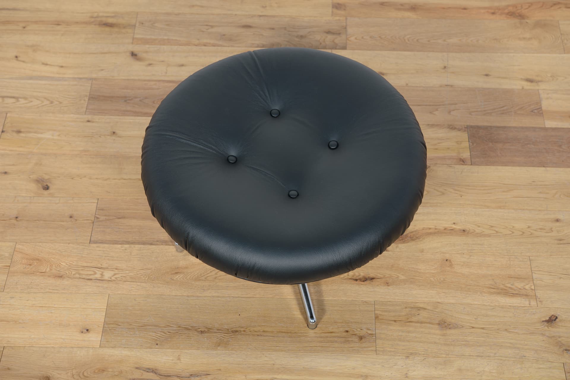 Fotel z podnóżkiem ML 214, proj. Illum Wikkelsø, Mikael Laursen, Dania, lata 60. - 83394