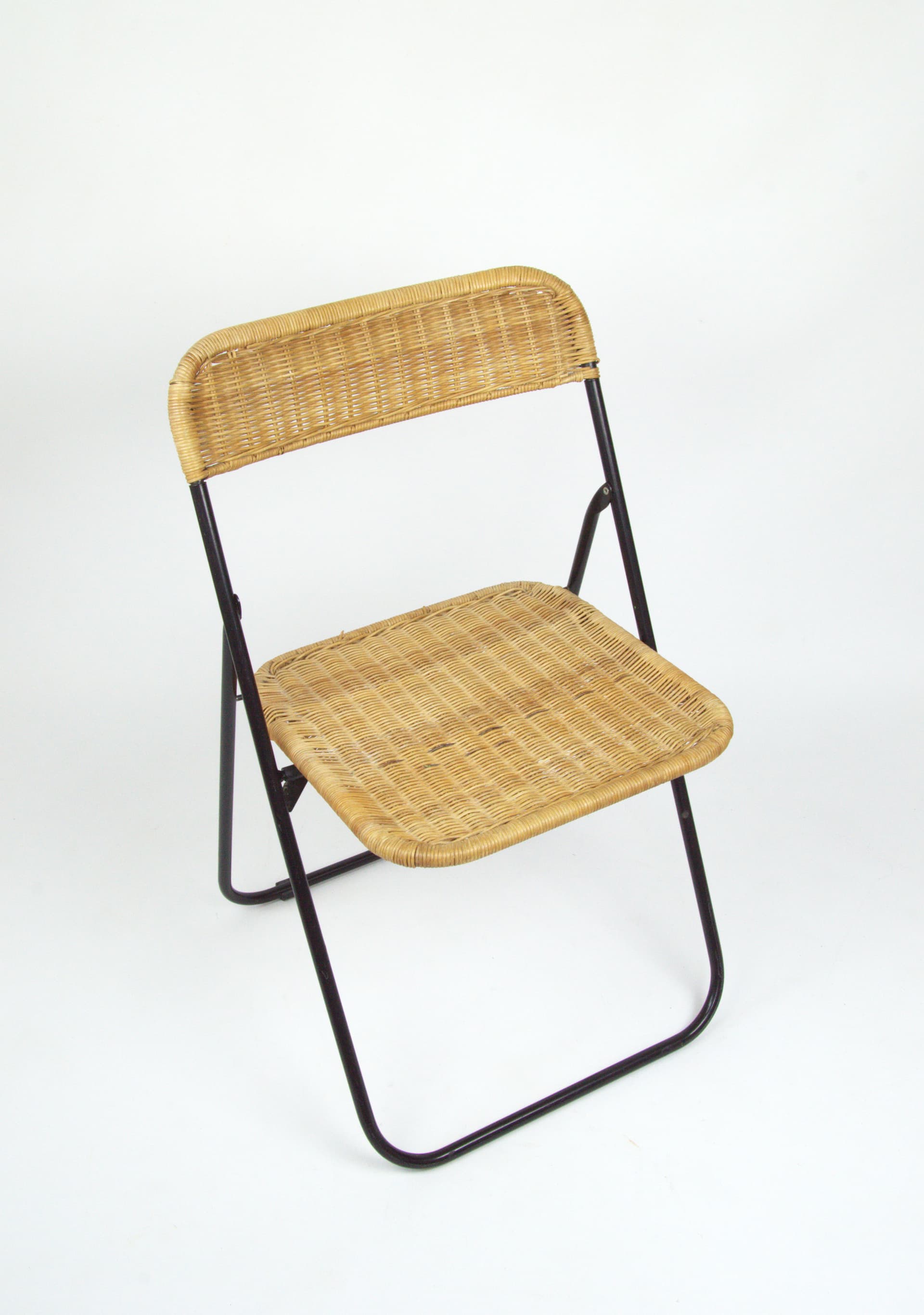 Krzesło, rattan brązowy, stal czarna, Polska, lata 90. - 84738