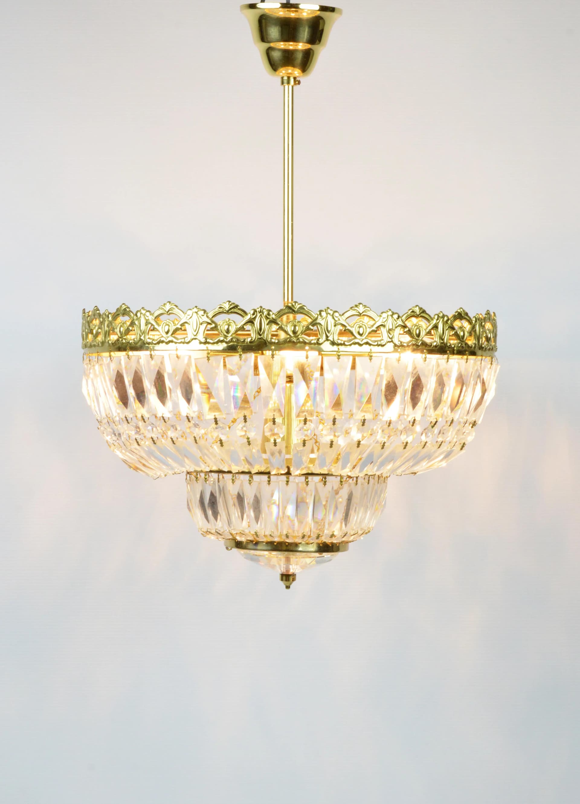 Żyrandol kryształowy transparentny, metal złoty, Polska, lata 70. - 84709