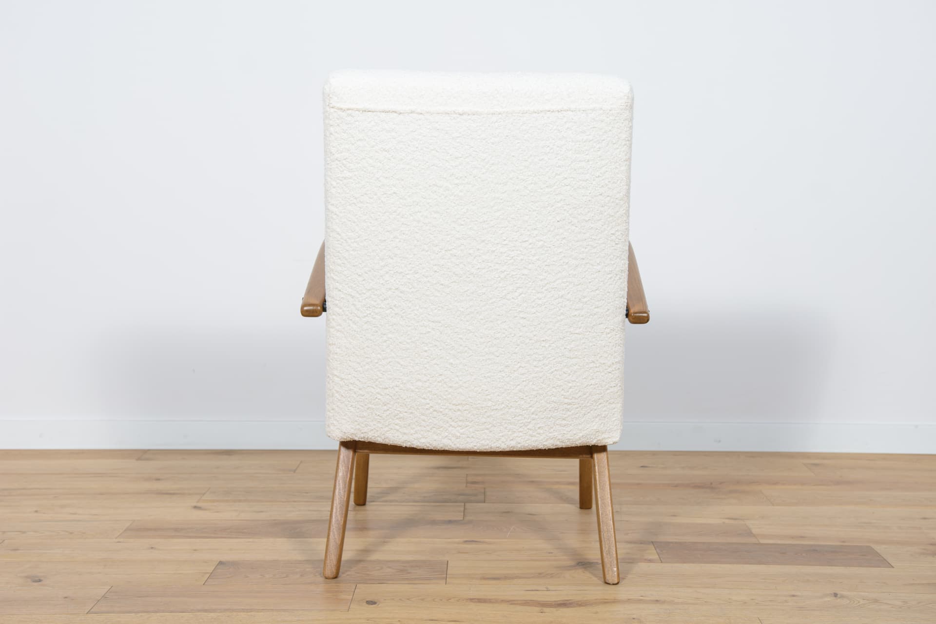 Fotel Model 53, proj. J. Smidek, Czechosłowacja, TON, lata 60. - 83434