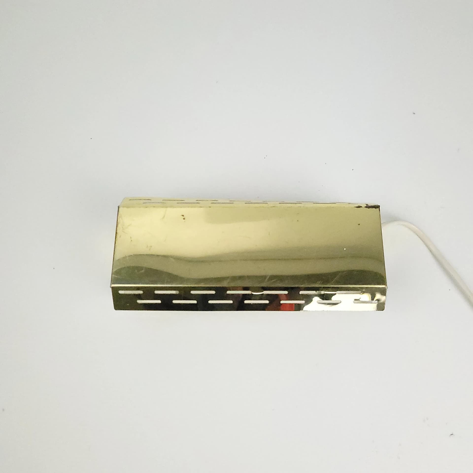 Wall sconce, golden metal, Sweden, 1970s. - 84426