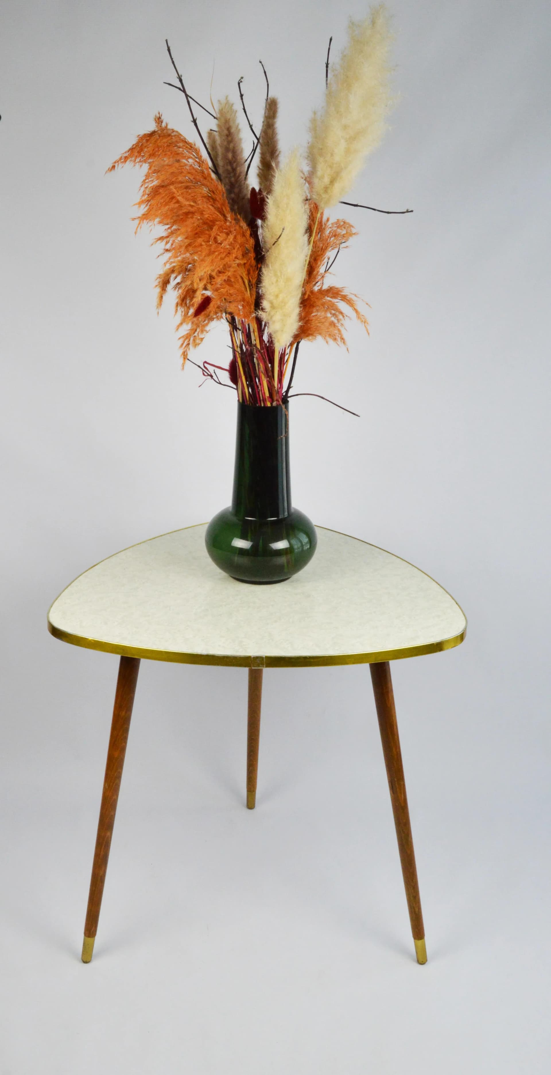 Stolik pomocniczy Rockabilly, turkusowy, drewno, Niemcy, lata 60. - 84311