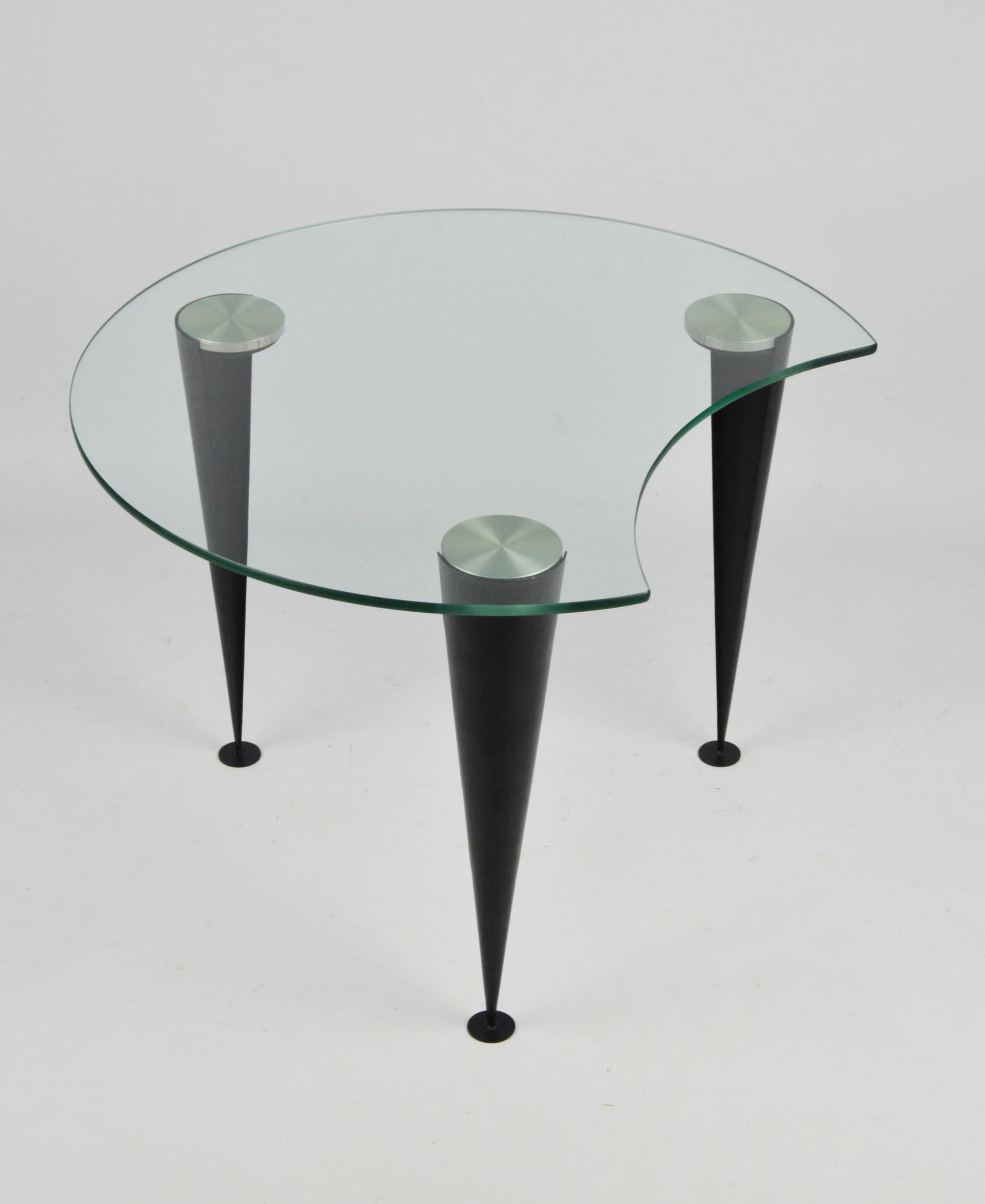 Stolik kawowy, szkło przezroczyste, metal czarny, Polska, lata 80. - 84221