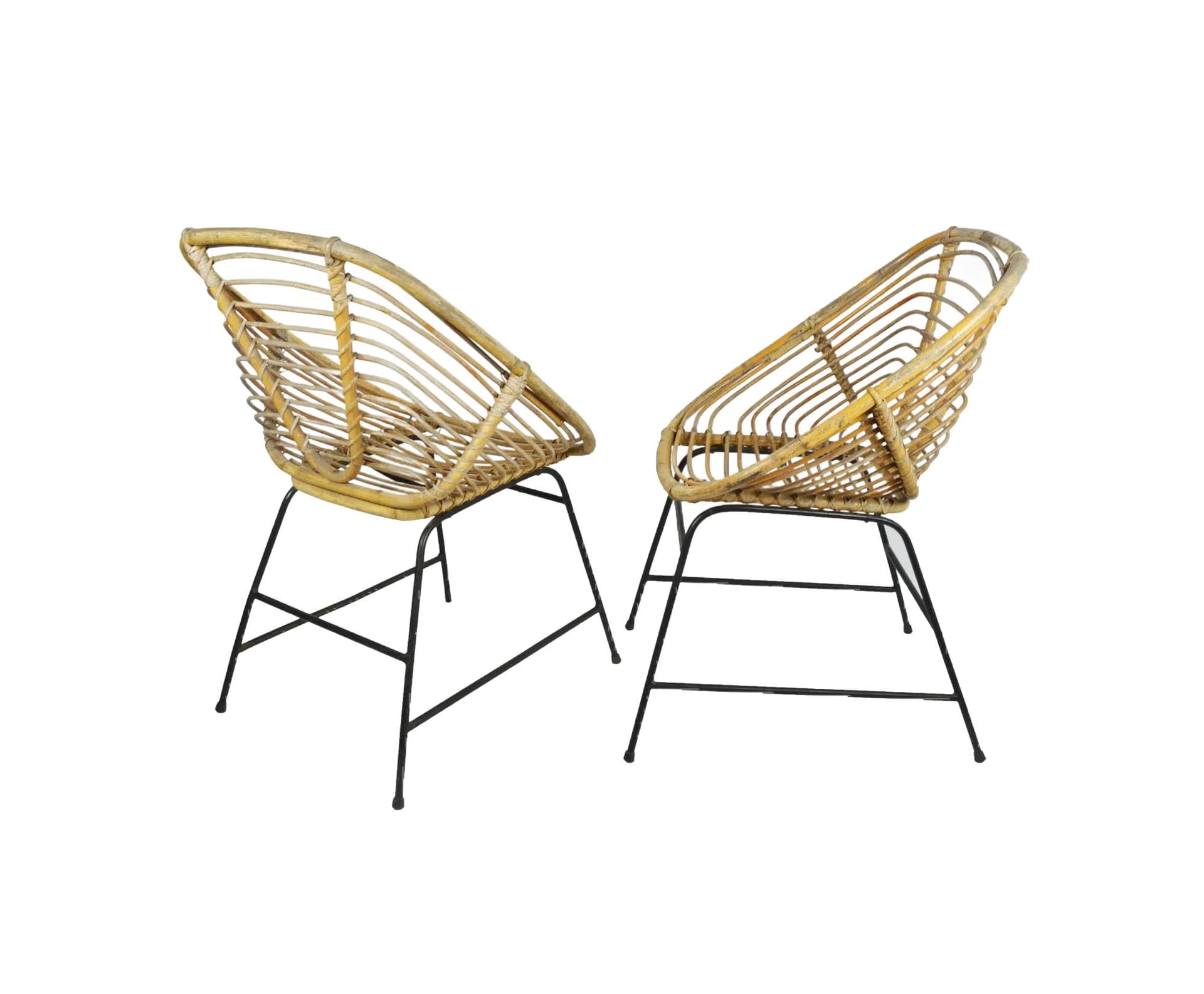 Para krzeseł, rattan żółty, metal czarny, Polska, lata 70.