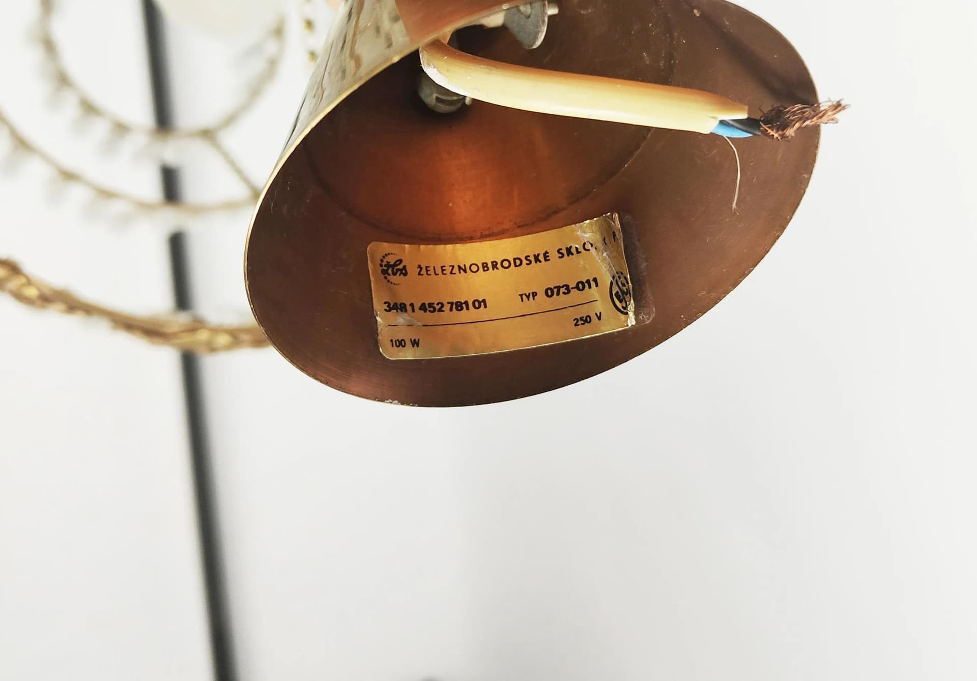 Żyrandol Zeleznobrodske Sklo, złoty, szkło, Czechosłowacja, lata 70. - 84011