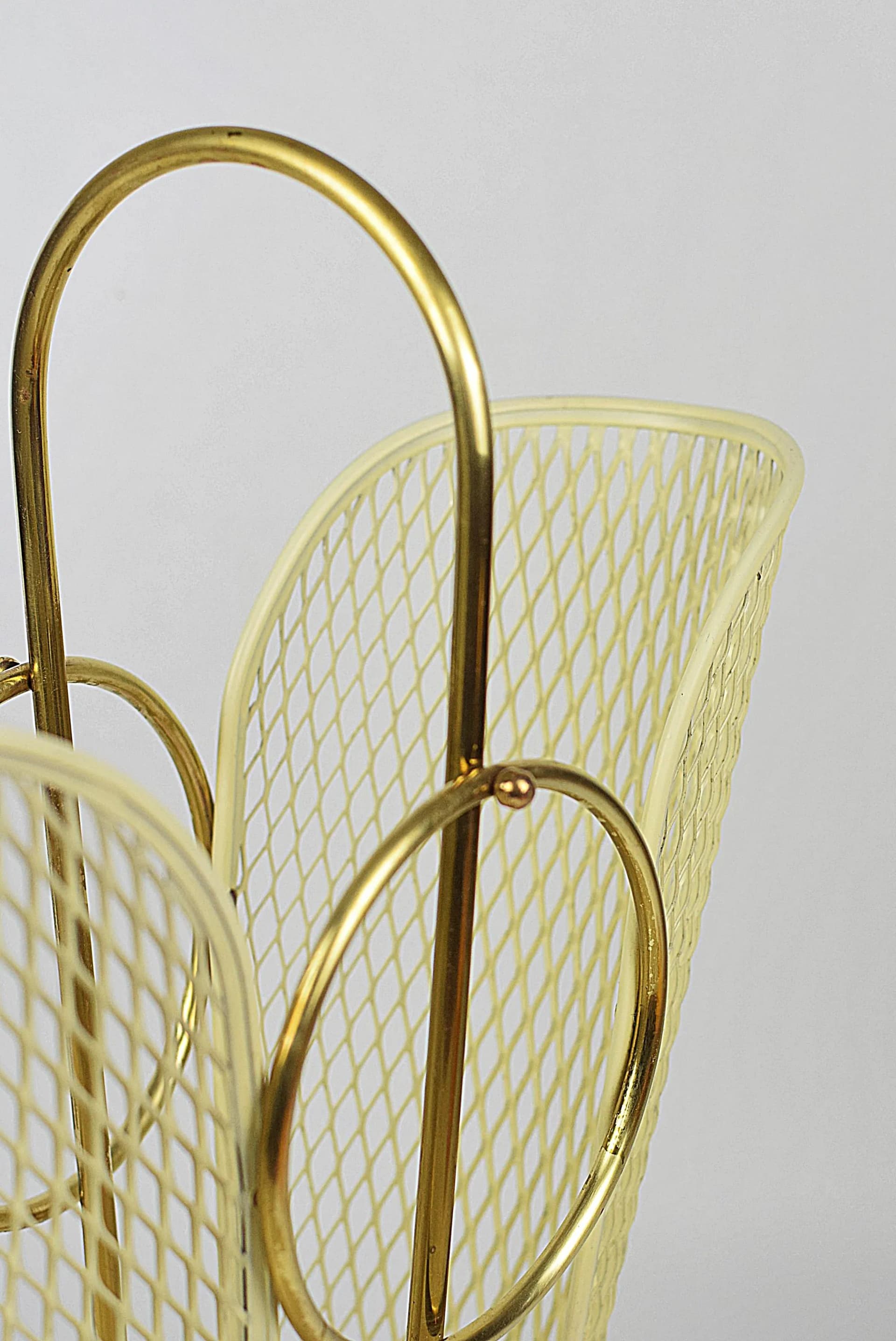 Parasolnik Rockabilly, żółty, metal, Polska, lata 60. - 83884