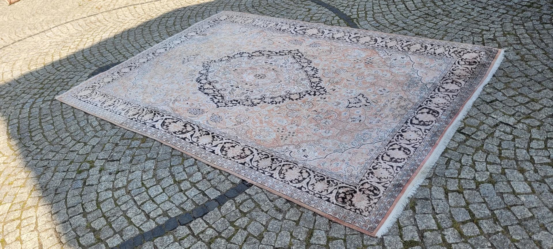 Dywan Ghom 187x280 cm, jedwab kremowy, Indie - 87287