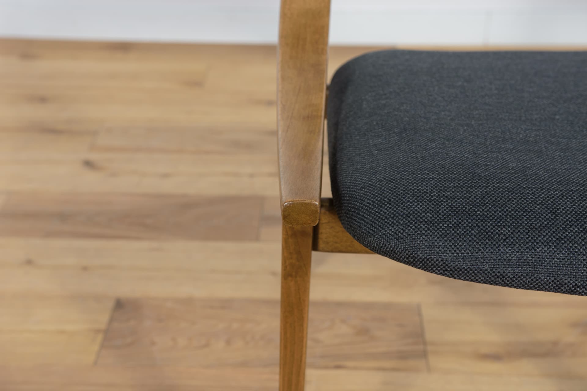 Komplet dziesięciu krzeseł Skoczek, proj. J. Kędziorek, Zamojska Fabryka Mebli, Polska, lata 70. - 89298