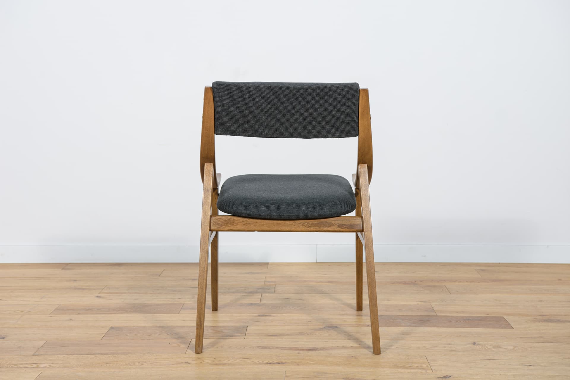 Komplet dziesięciu krzeseł Skoczek, proj. J. Kędziorek, Zamojska Fabryka Mebli, Polska, lata 70. - 89294