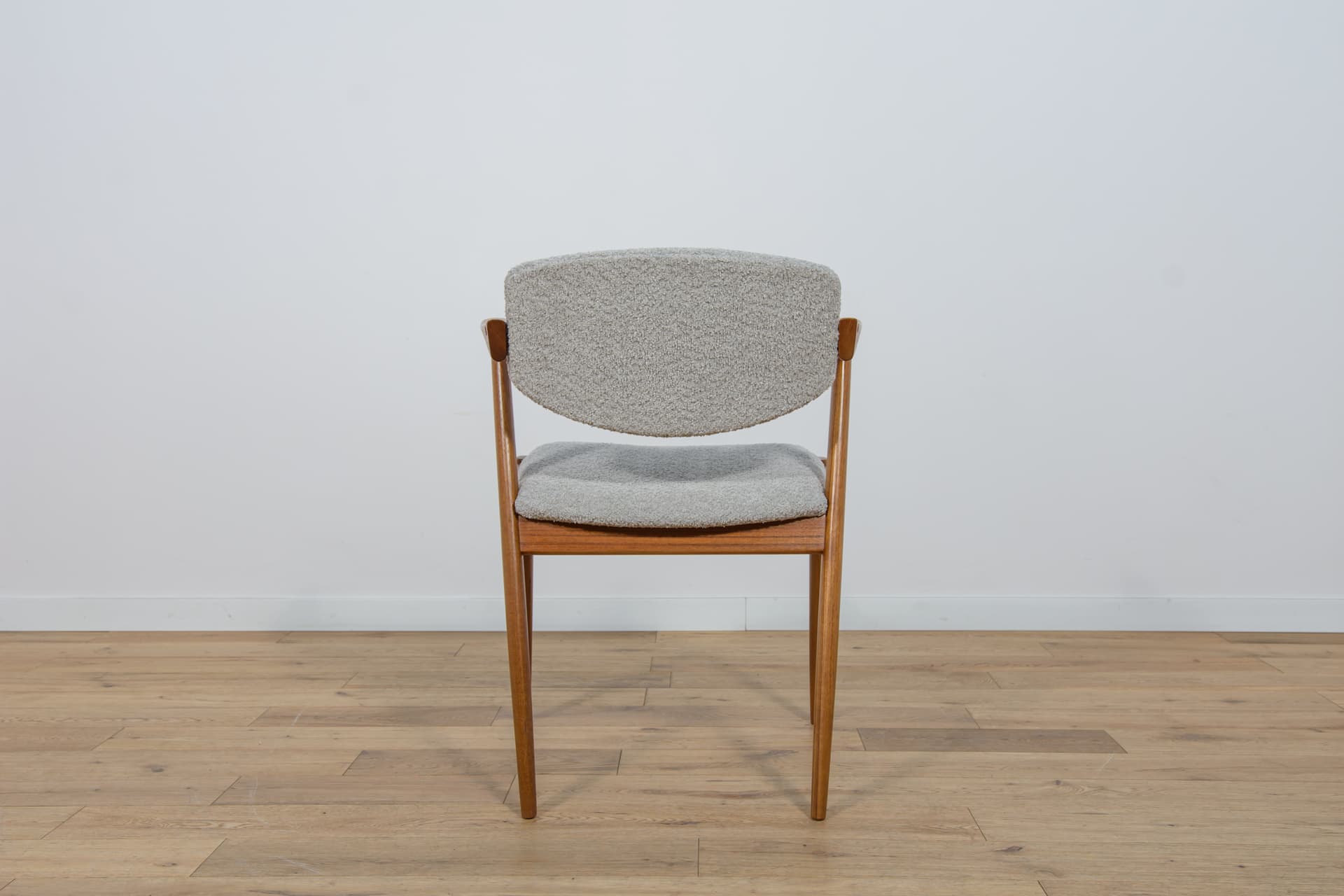 Komplet czterech krzeseł Model 42, proj. K. Kristiansen, Schou Andersen, Dania, lata 60. - 89355