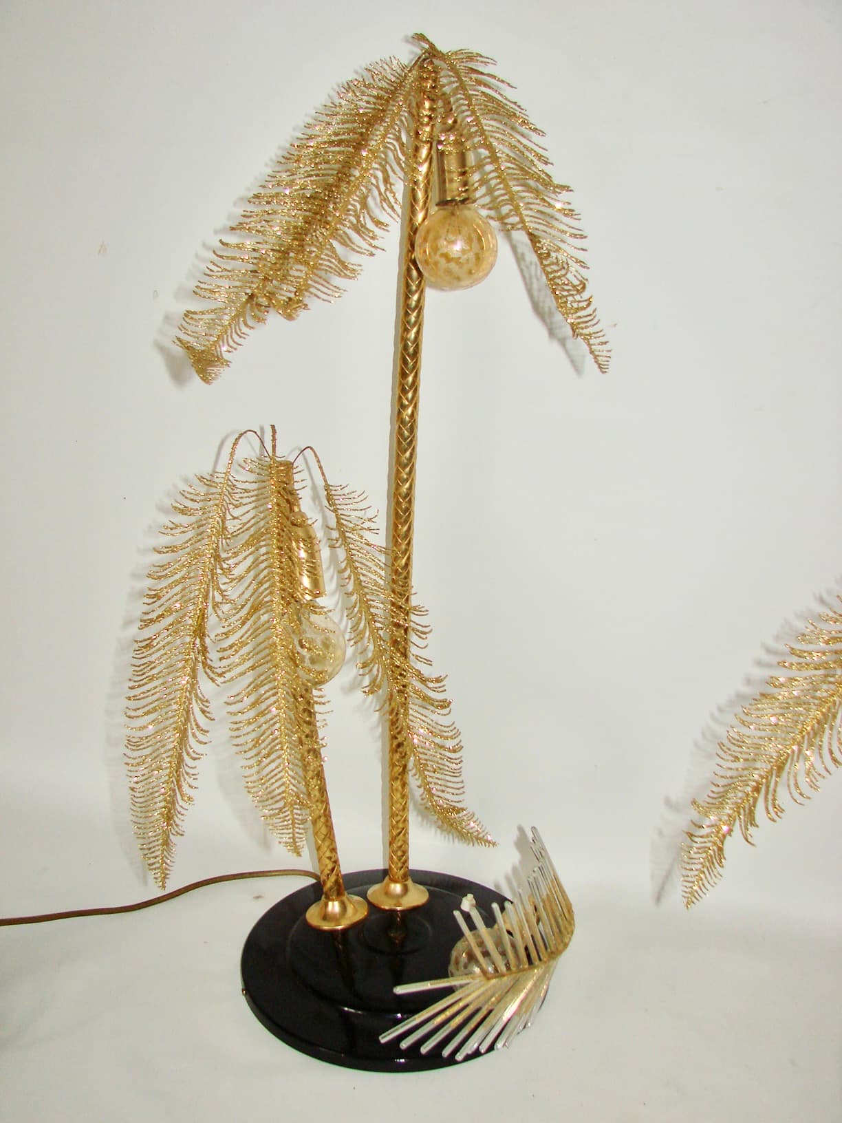 Pair of bedside lamps Hollywood Regency, gold, brass, 1970s. - 89618