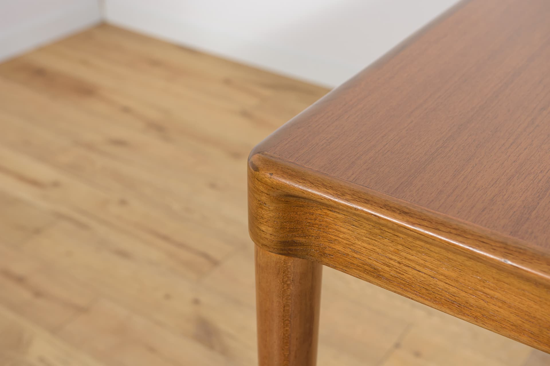 Prostokątny rozkładany stół, proj. H. W. Klein, Bramin, Dania, lata 70. - 89693