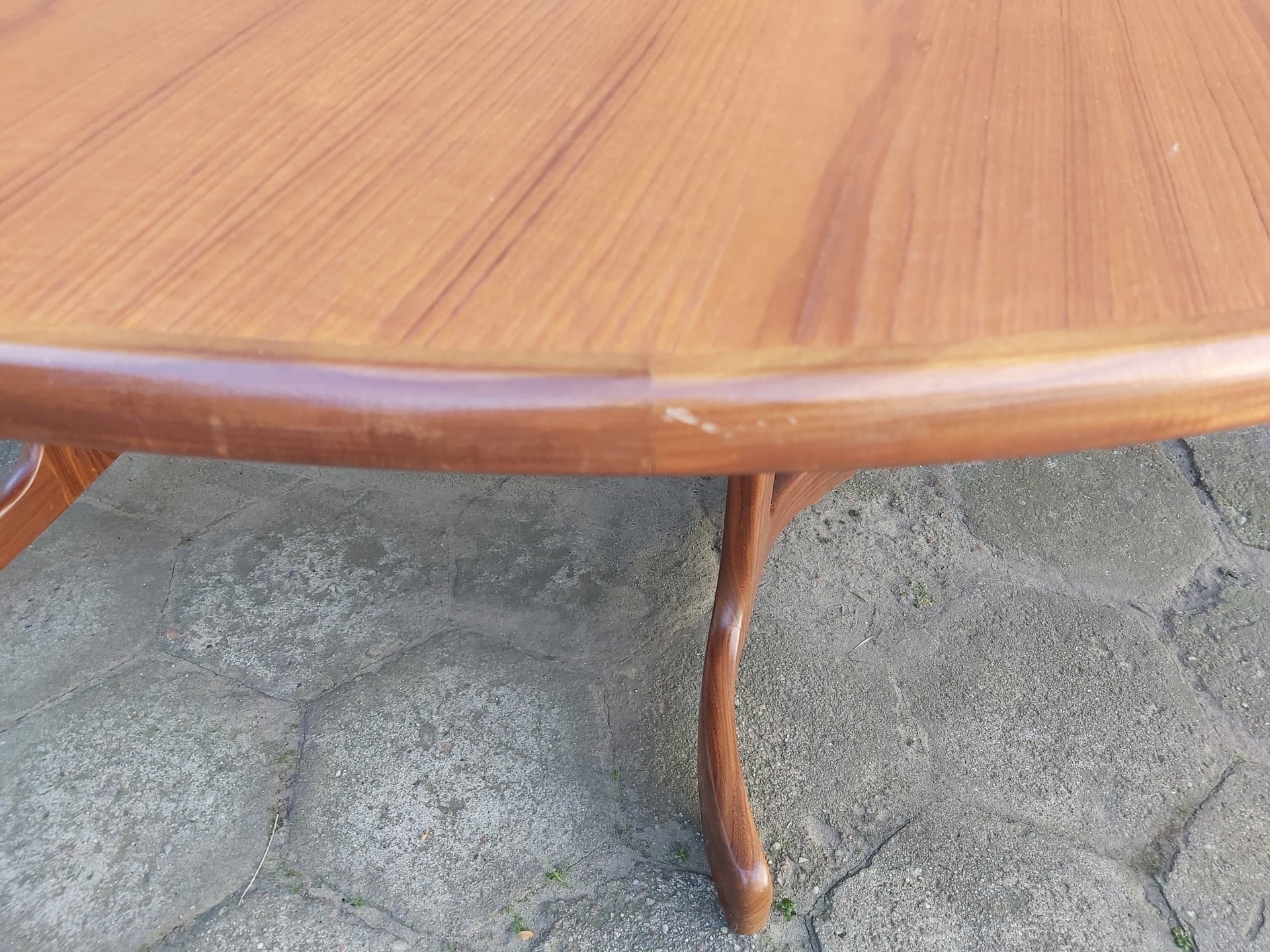 Extendable dining table, light brown teak, by V. Wilkins, G-Plan, United Kingdom, 1970s. - 90347