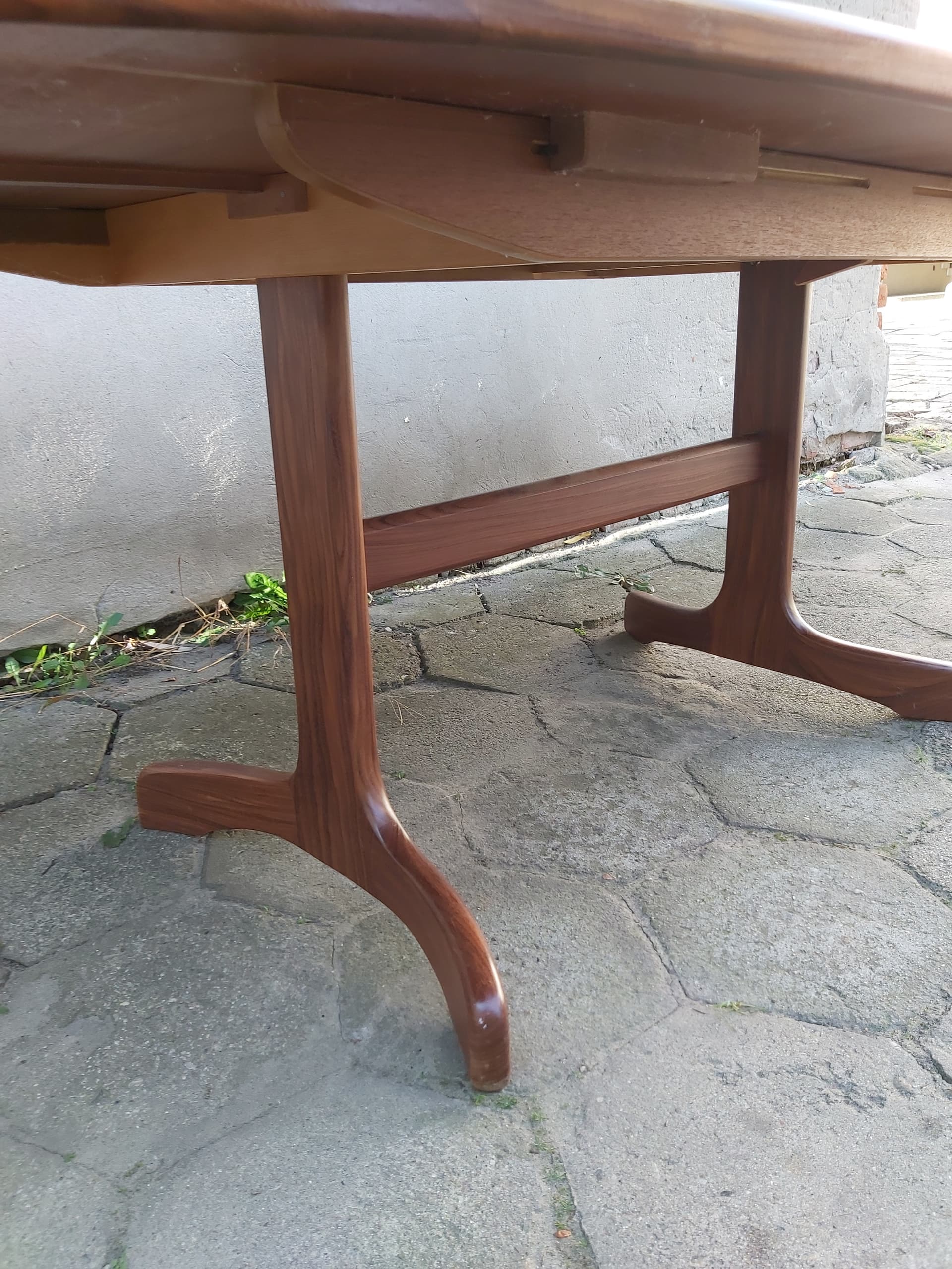 Extendable dining table, light brown teak, by V. Wilkins, G-Plan, United Kingdom, 1970s. - 90346