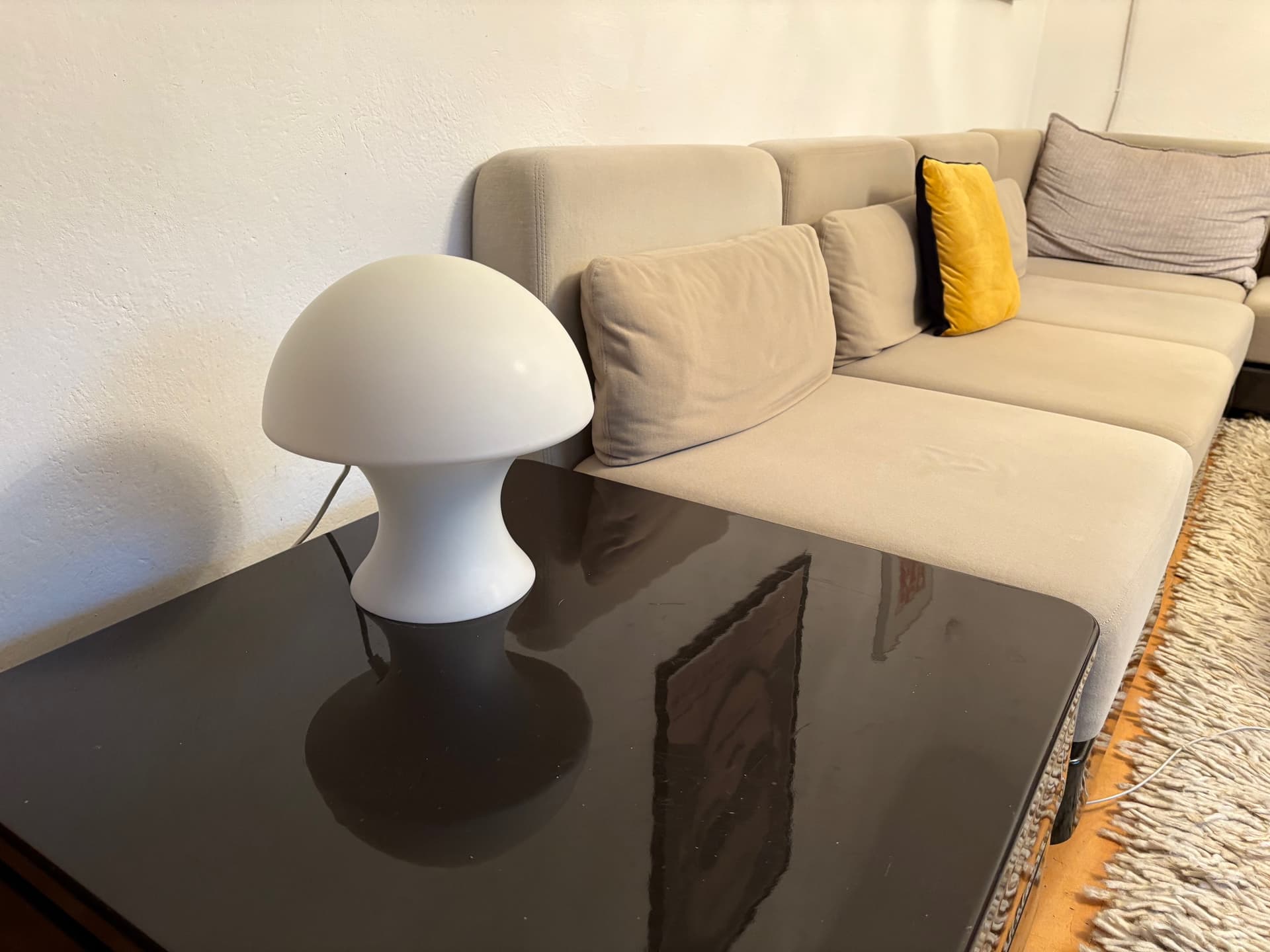 Lampa stołowa, szkło ivory white, Peill & Putzler, Niemcy, lata 60. - 90429