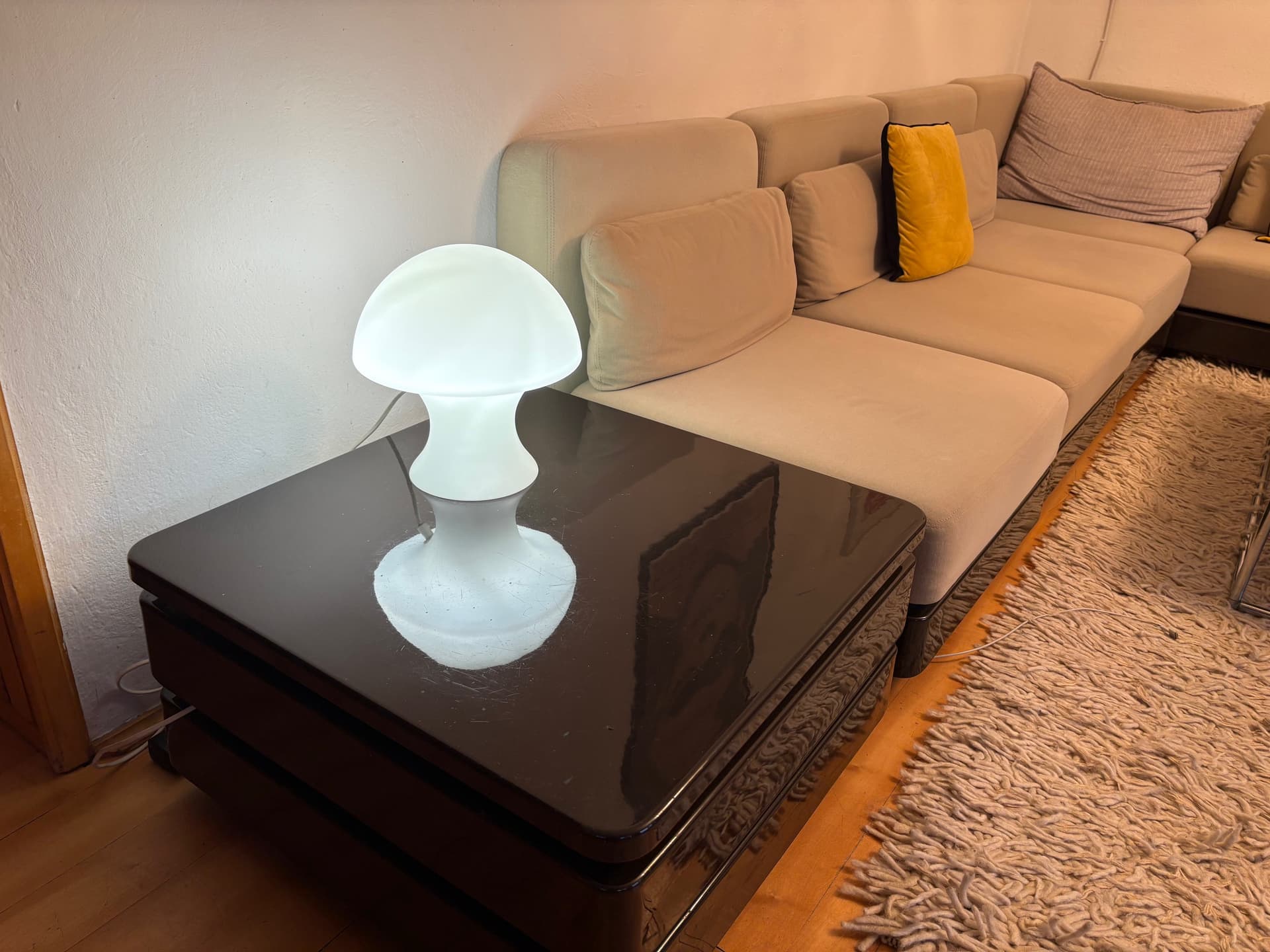 Lampa stołowa, szkło ivory white, Peill & Putzler, Niemcy, lata 60. - 90426