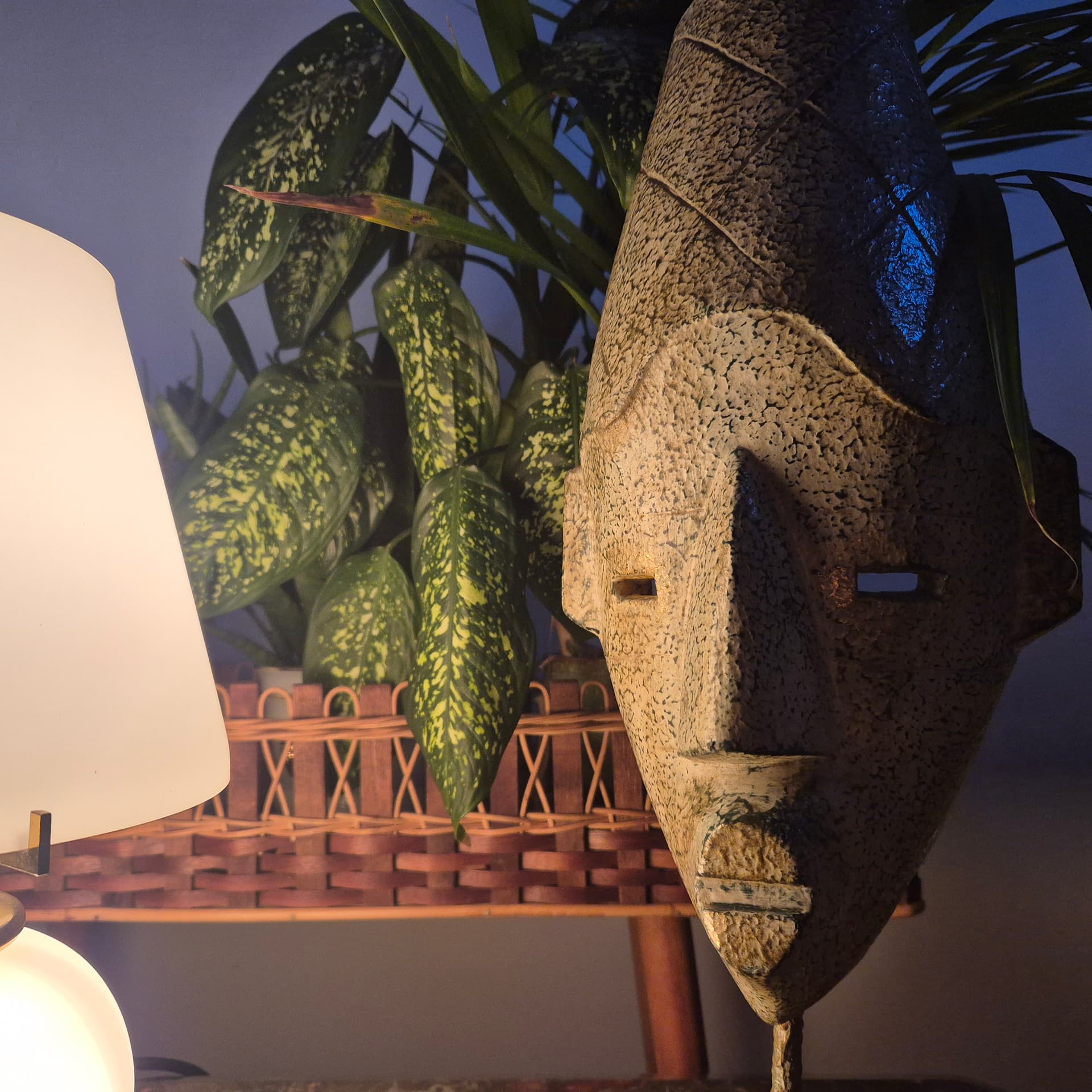 Dekoracyjna maska afrykańska, lata 70 - 90592