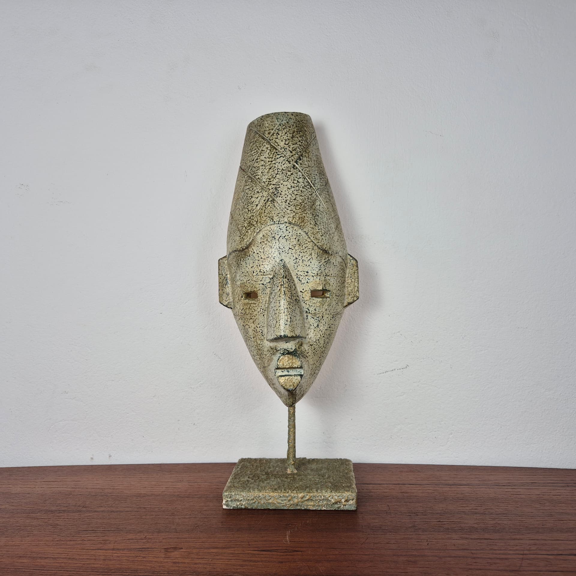 Dekoracyjna maska afrykańska, lata 70 - 90584