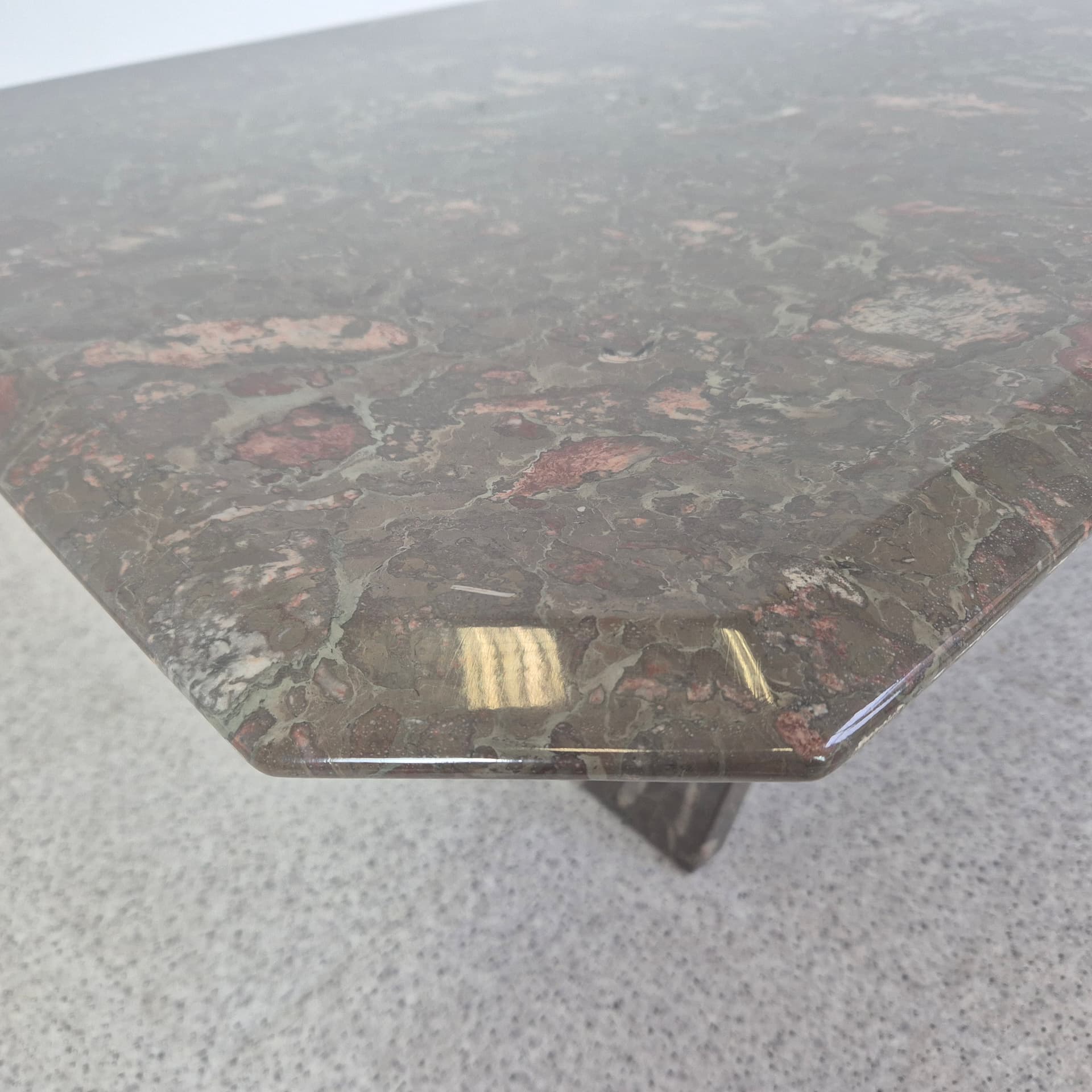 Stół kawowy z kamienia naturalnego Pufa Lische, proj. Hieinrich Muskat, Niemcy, 1988 rok - 90598