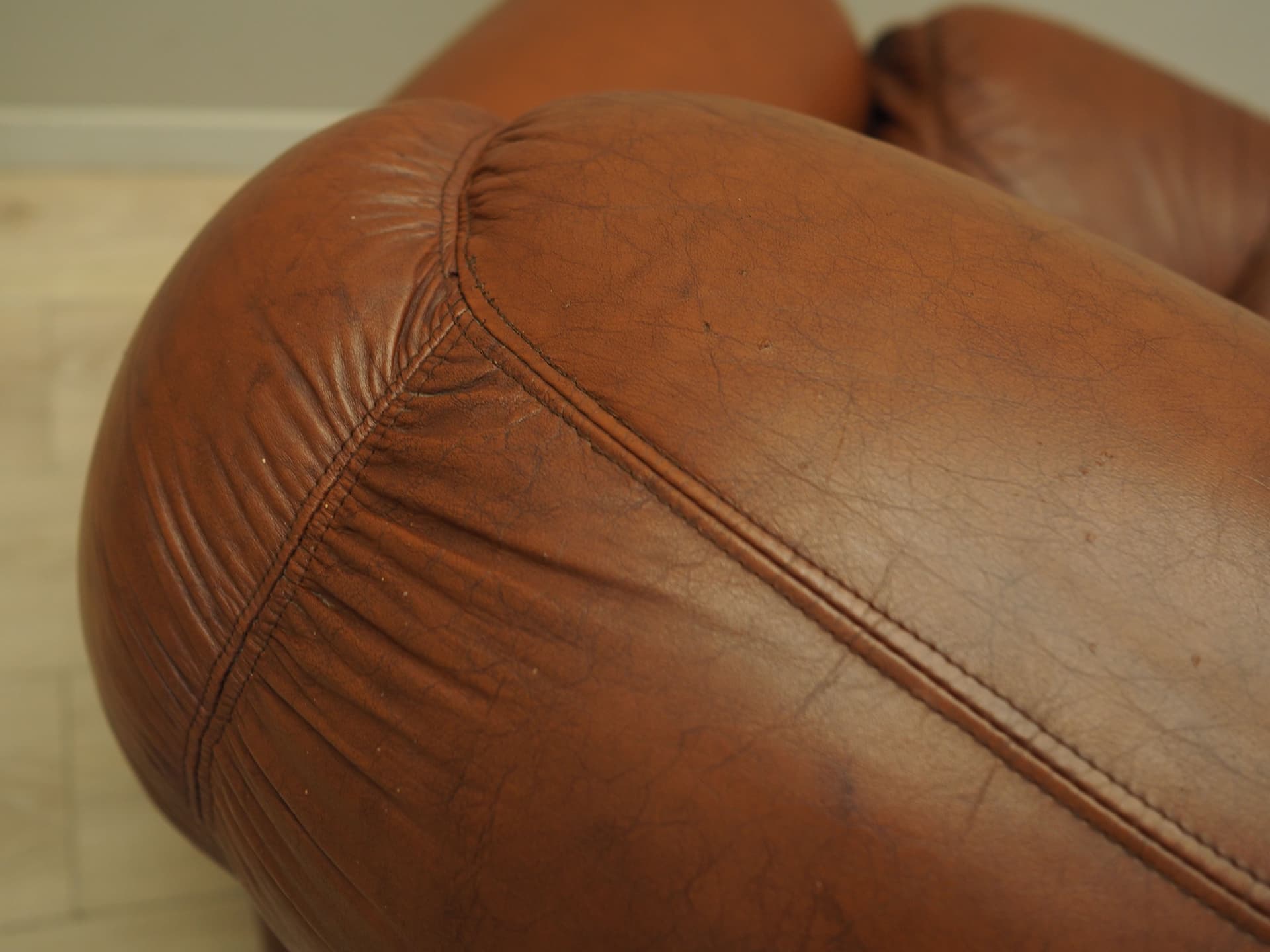 Fotel, brązowy, skóra naturalna, Włochy, lata 70. - 90755