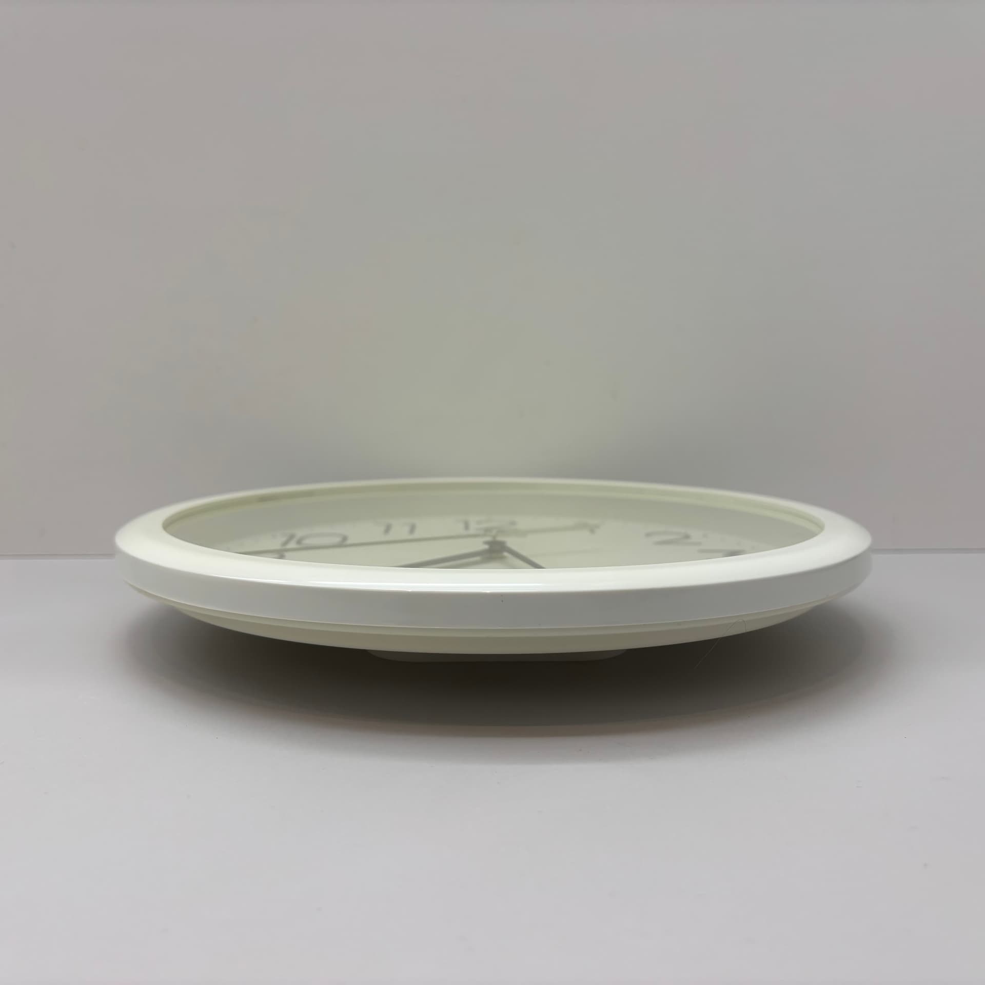 Zegar ścienny, beżowy, plastik, Japonia, lata 80. - 91500