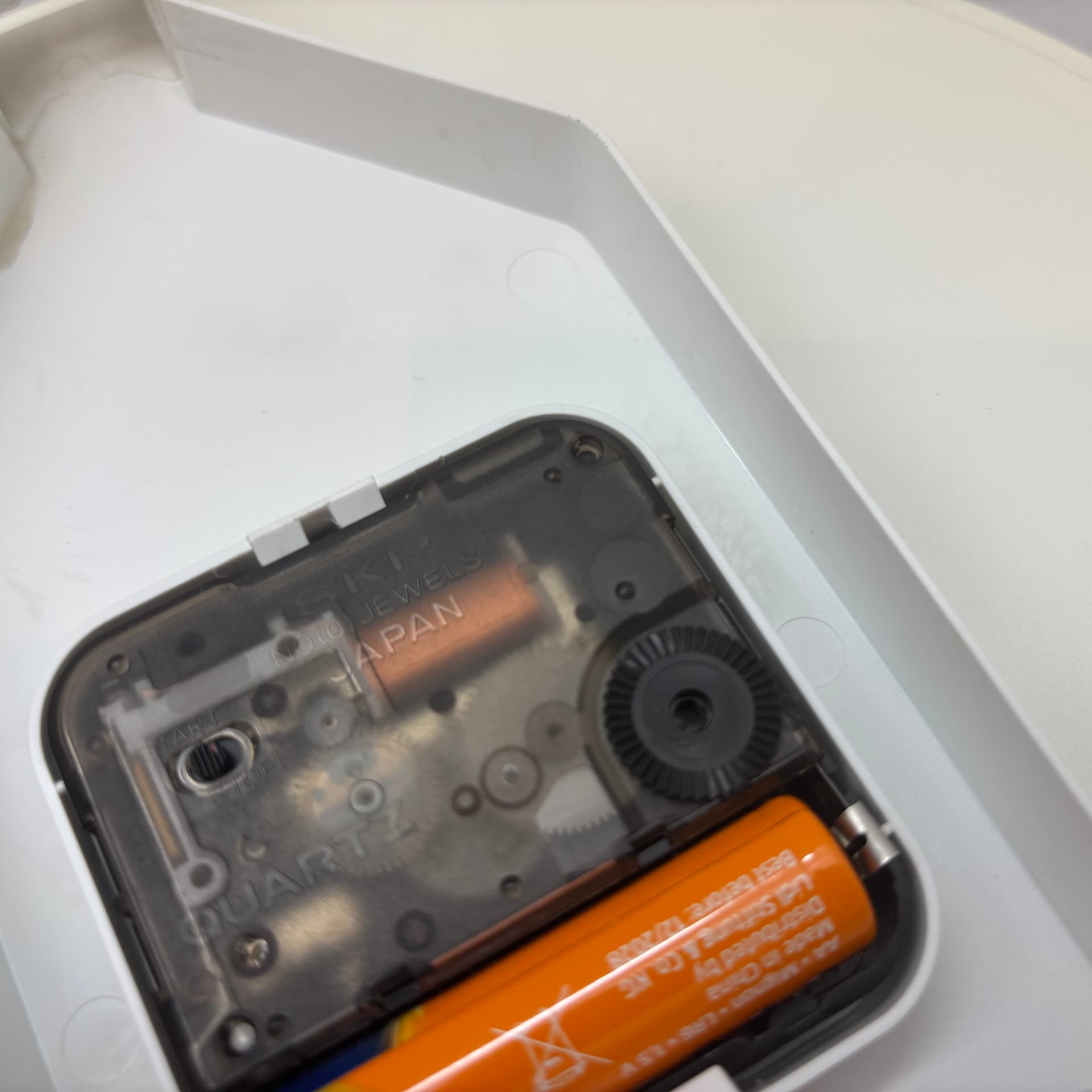 Zegar ścienny, beżowy, plastik, Japonia, lata 80. - 91497