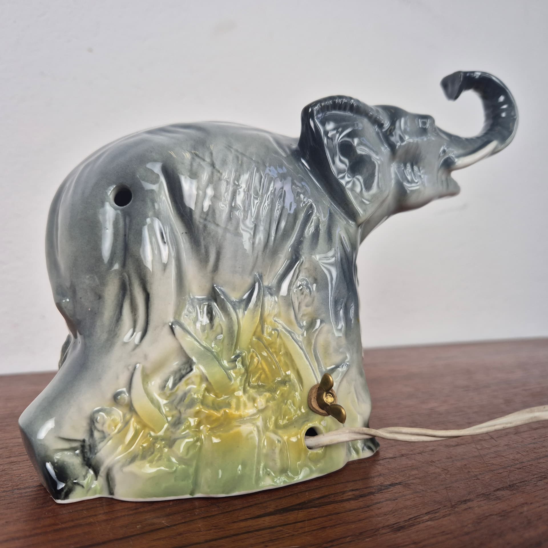 Porcelanowa lampka w kształcie słonia, Niemcy lata 60 - 92419